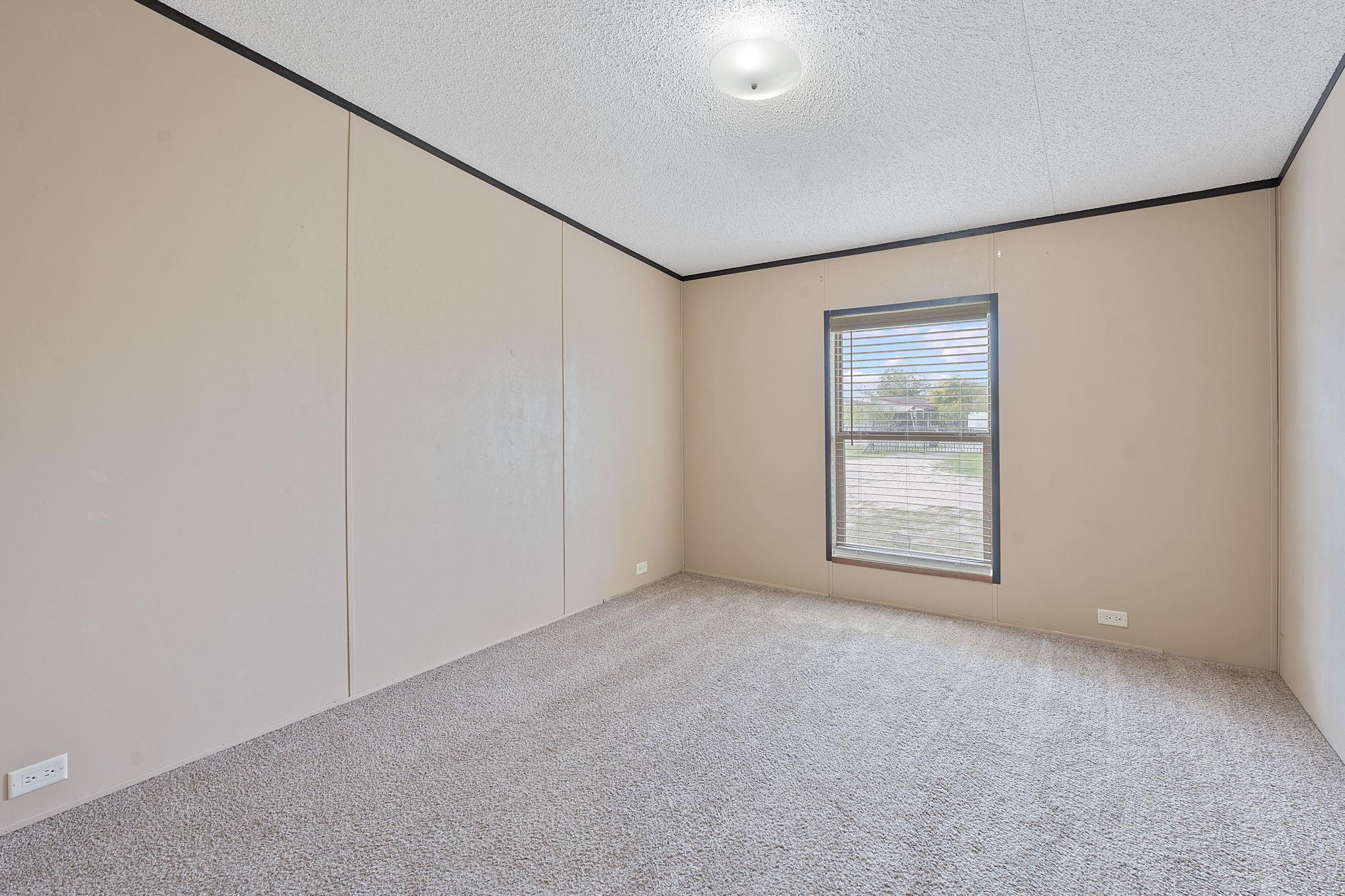 128 Monterrey Hills DR