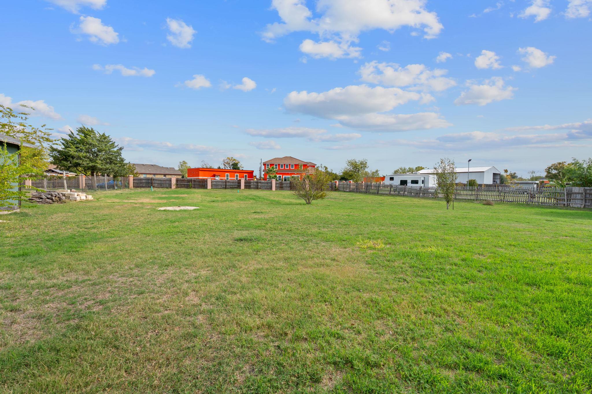 128 Monterrey Hills DR