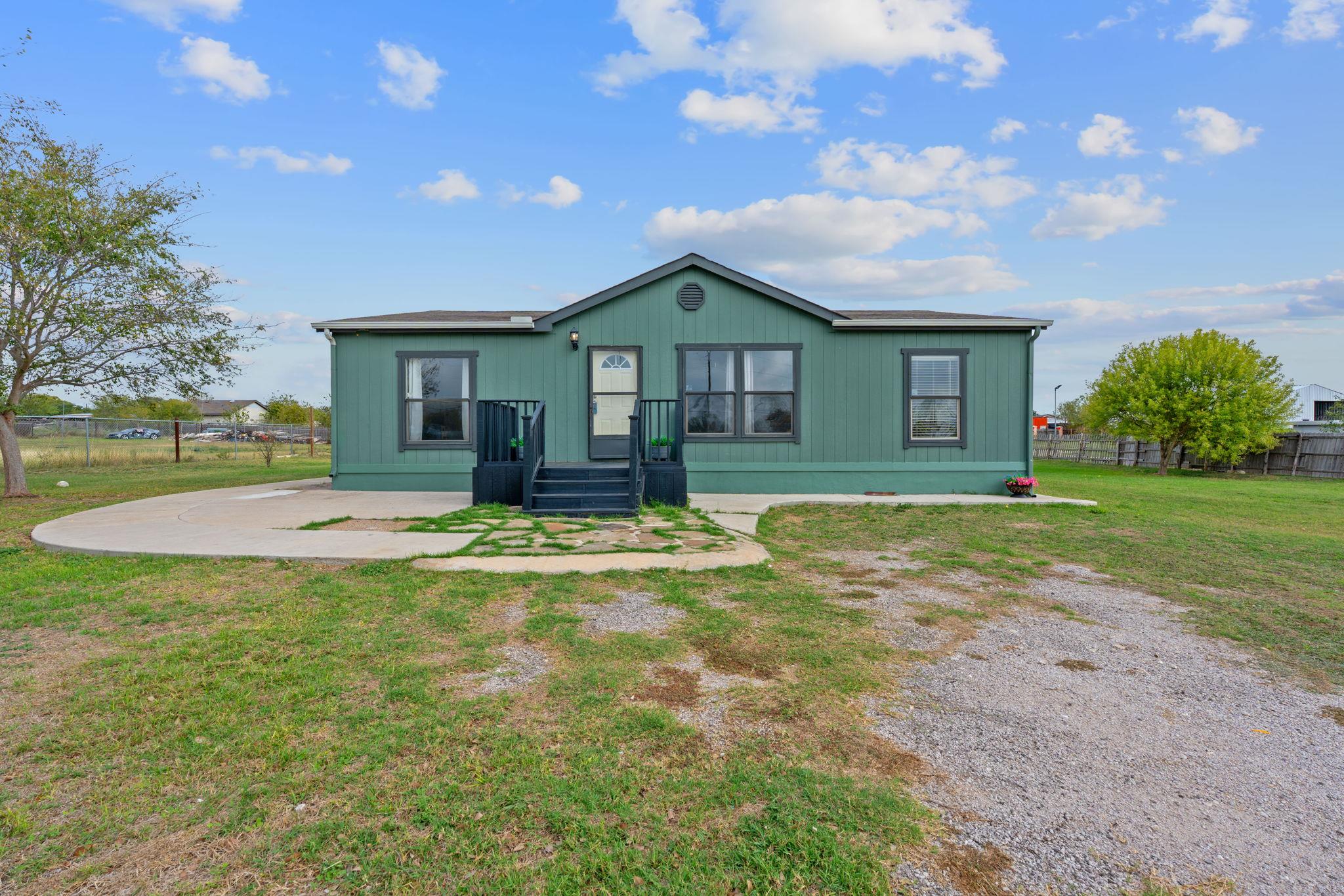 128 Monterrey Hills DR