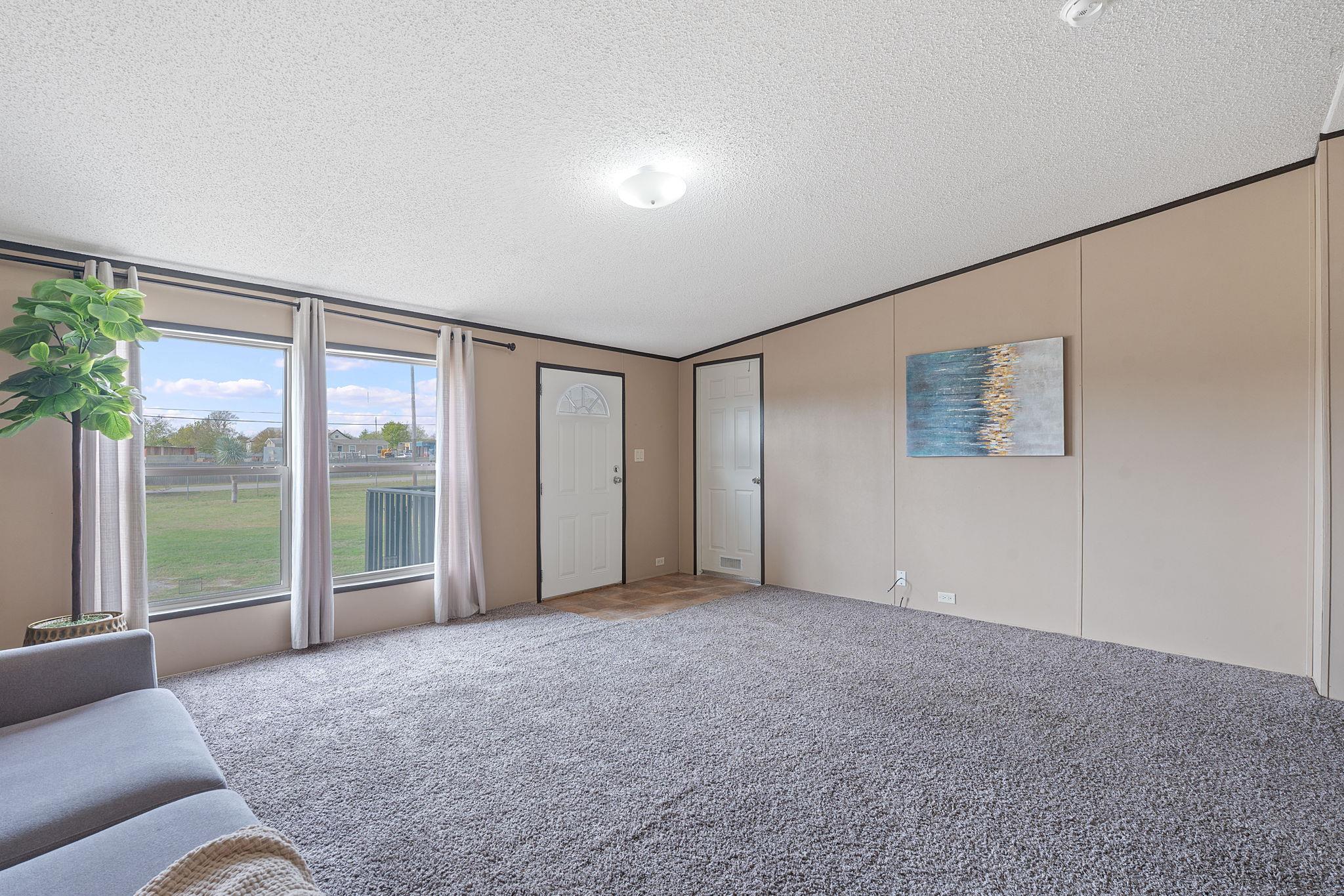 128 Monterrey Hills DR