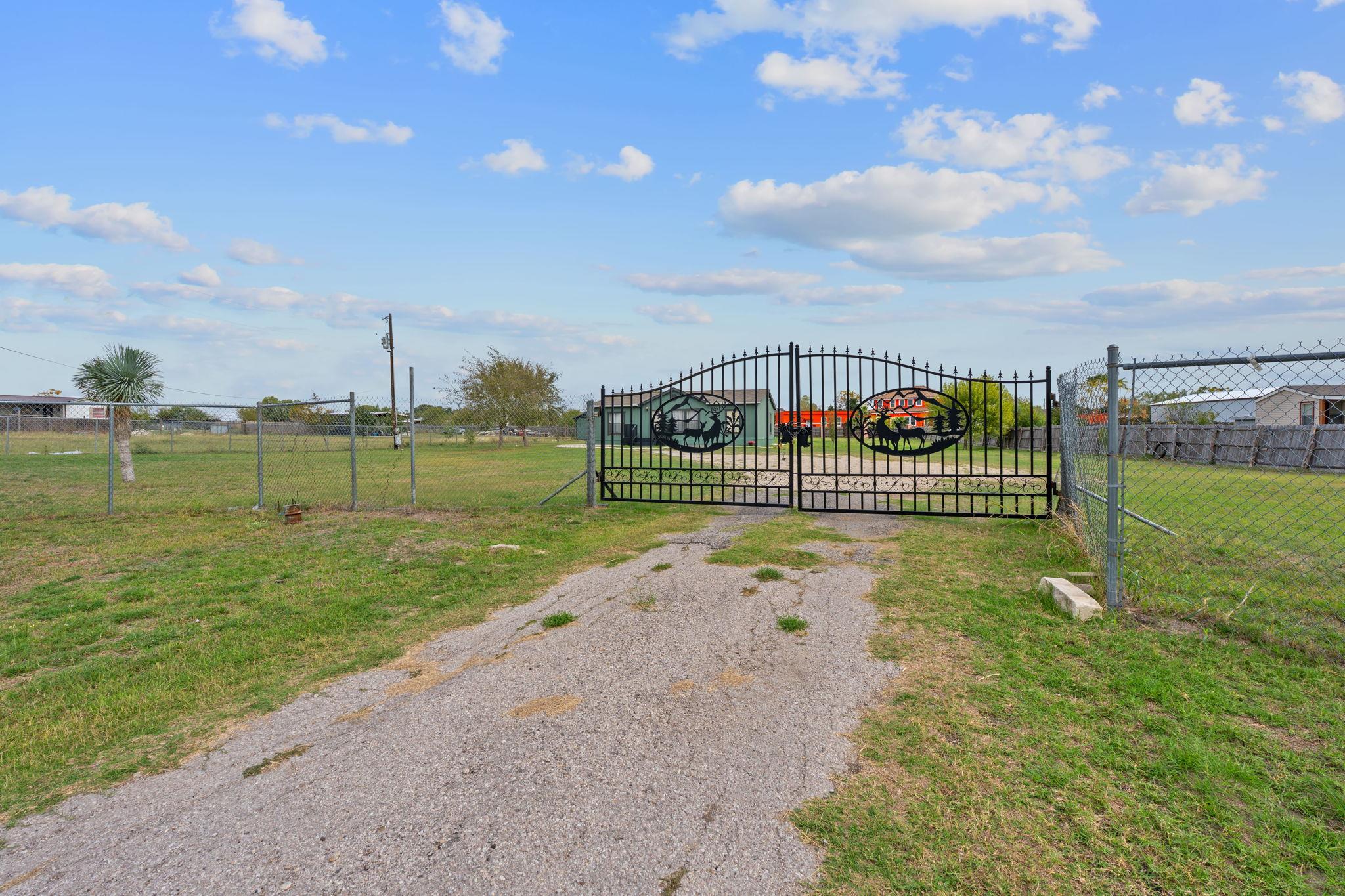 128 Monterrey Hills DR