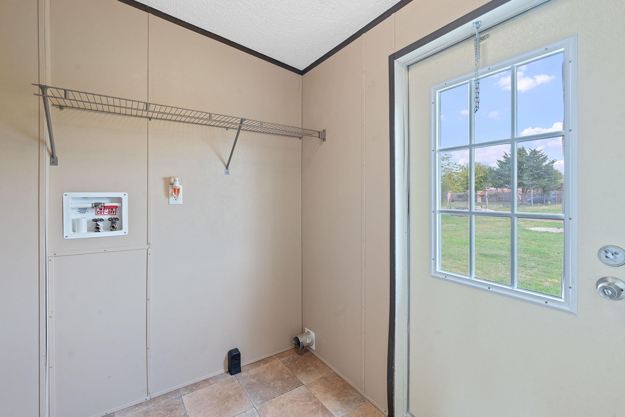 128 Monterrey Hills DR