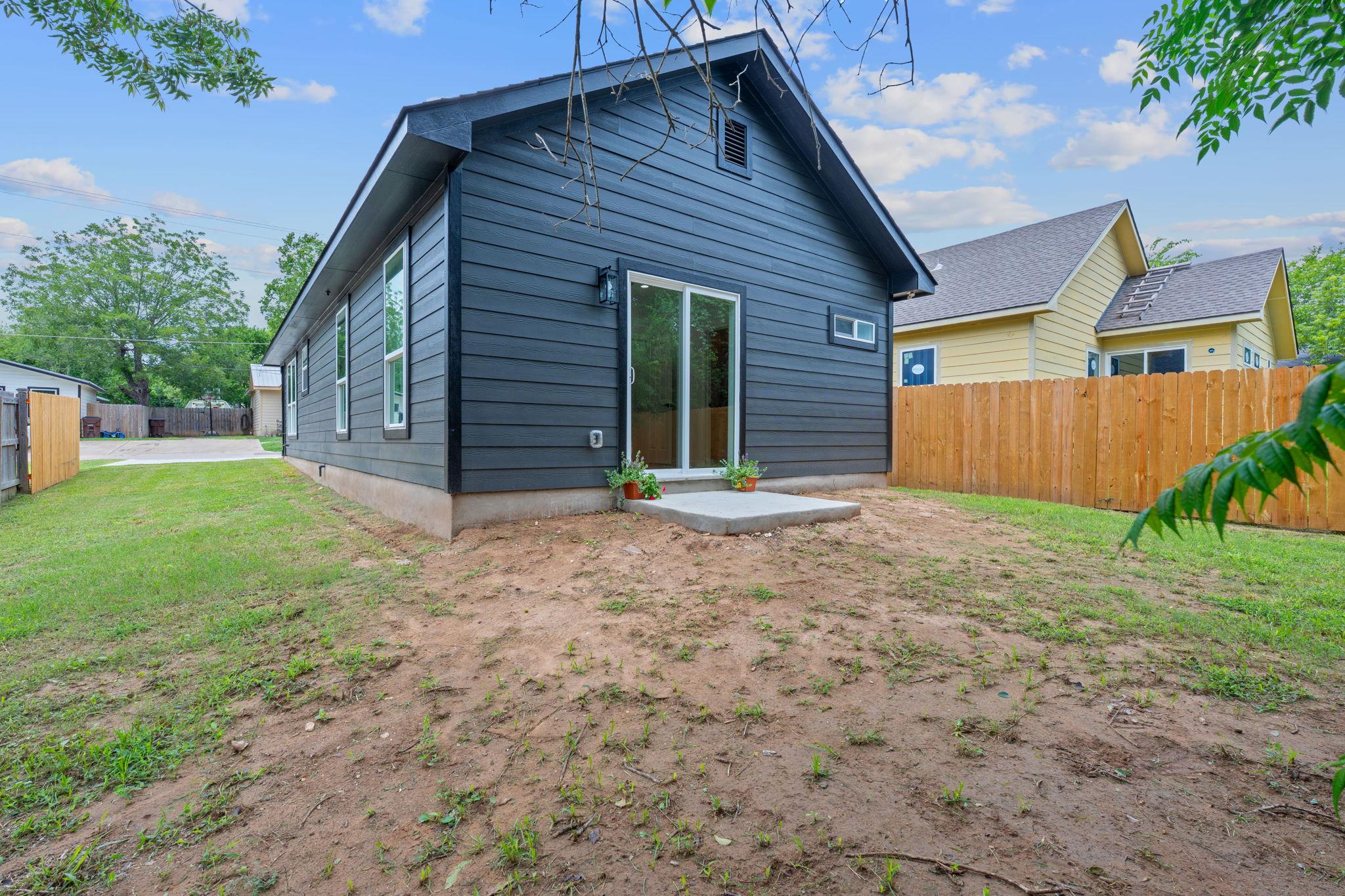 738 Chihuahua ST