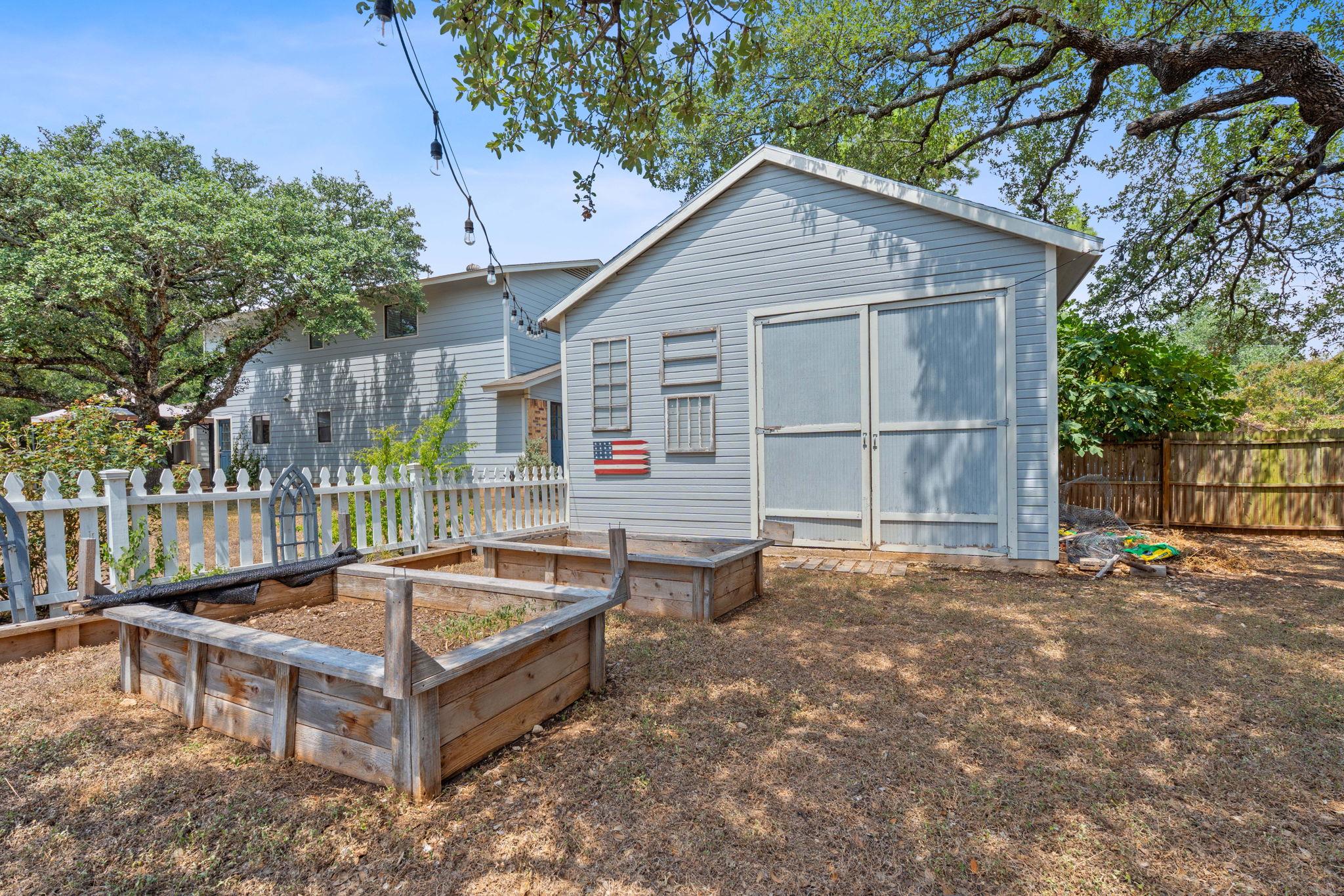 710 Bosque TRL