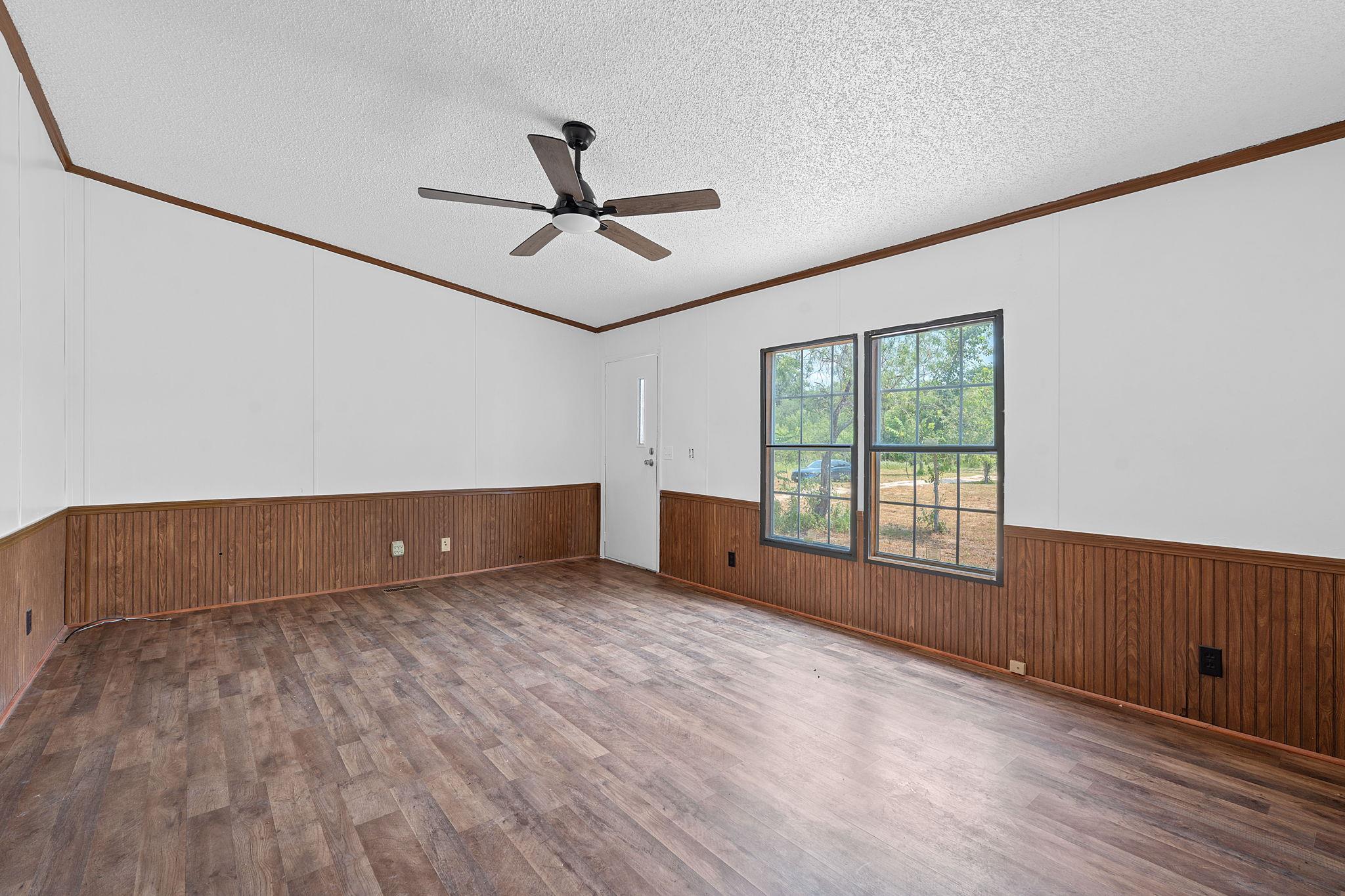 1375 Plant RD