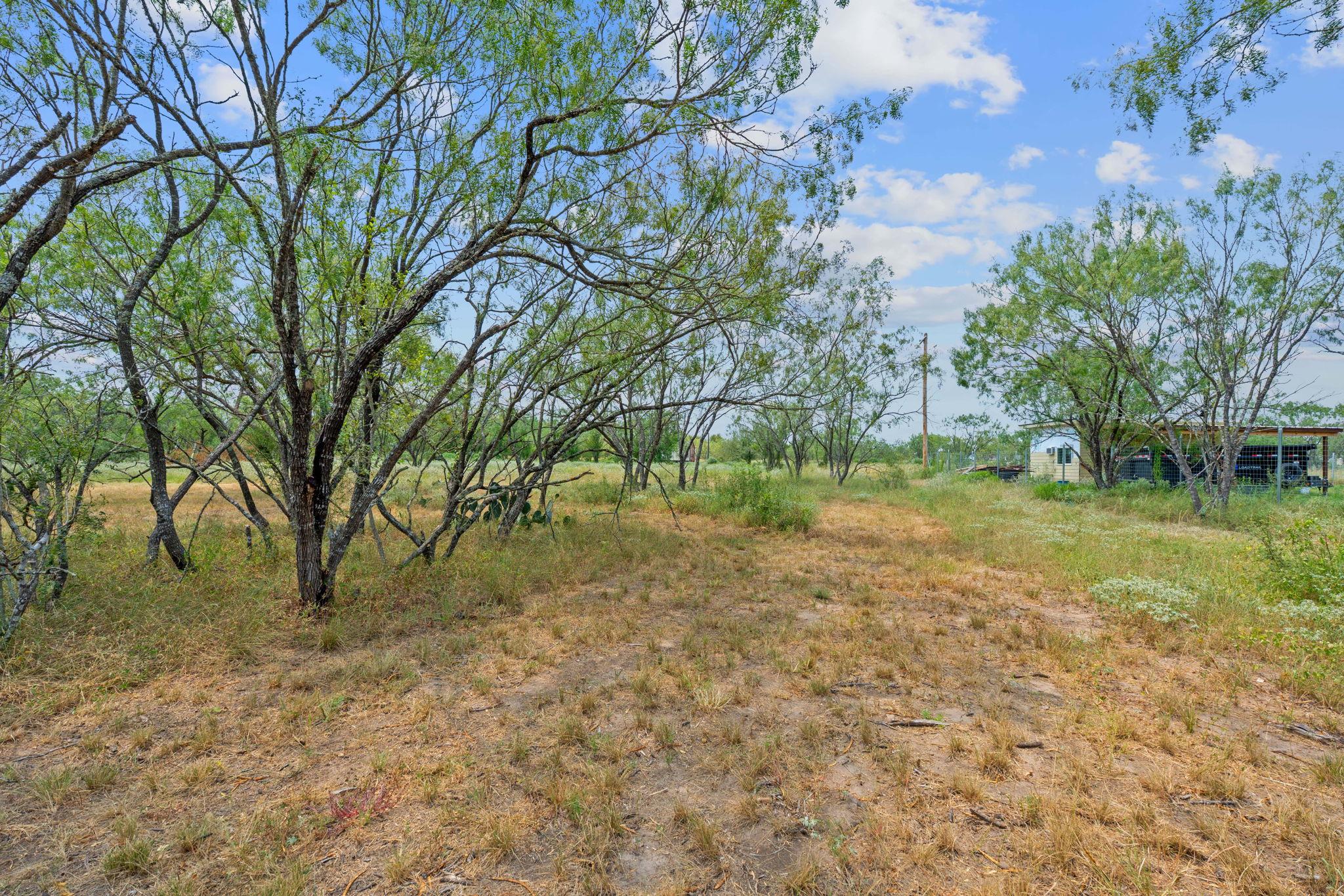 1375 Plant RD