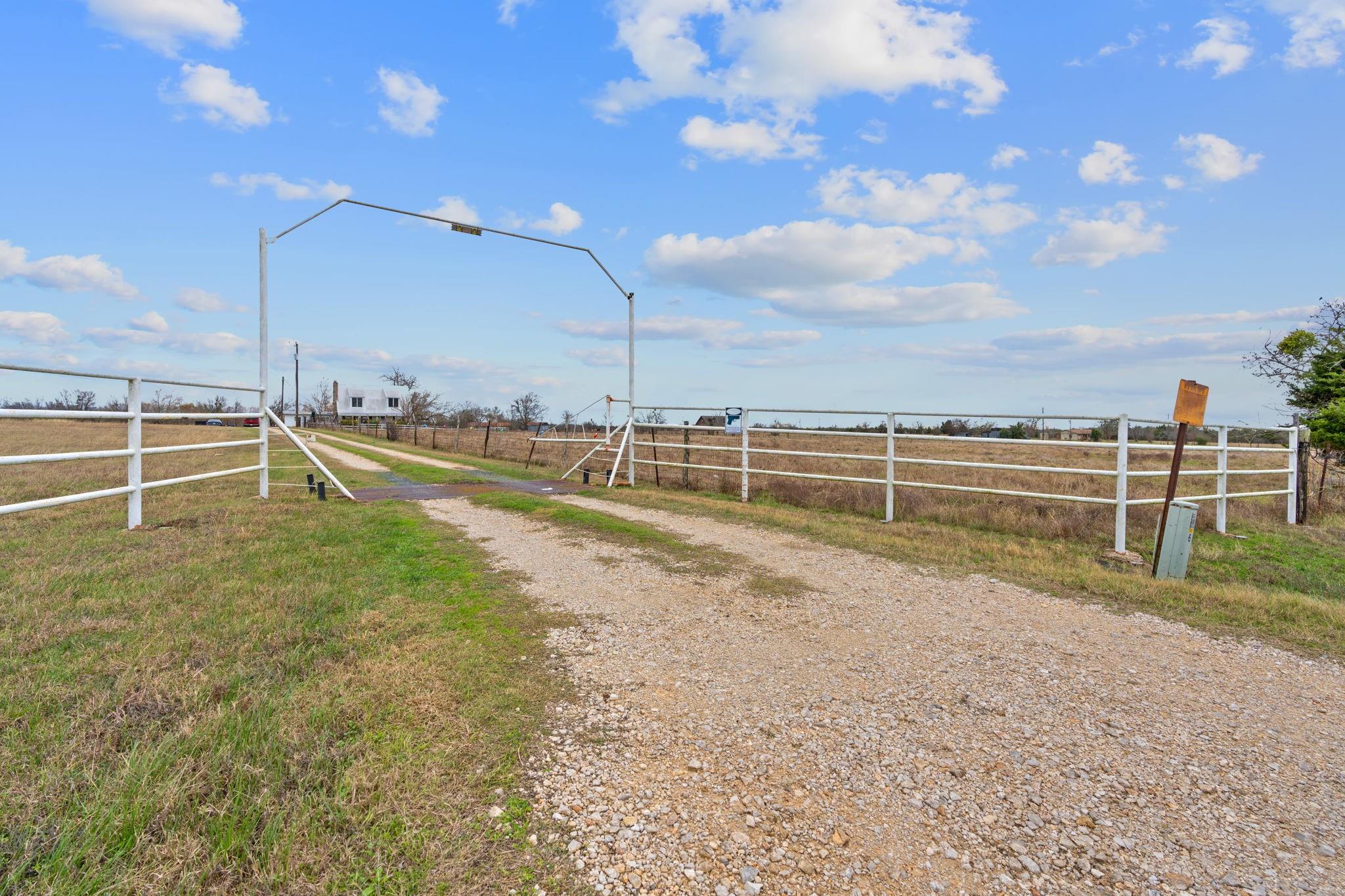 763 Upper Elgin River RD