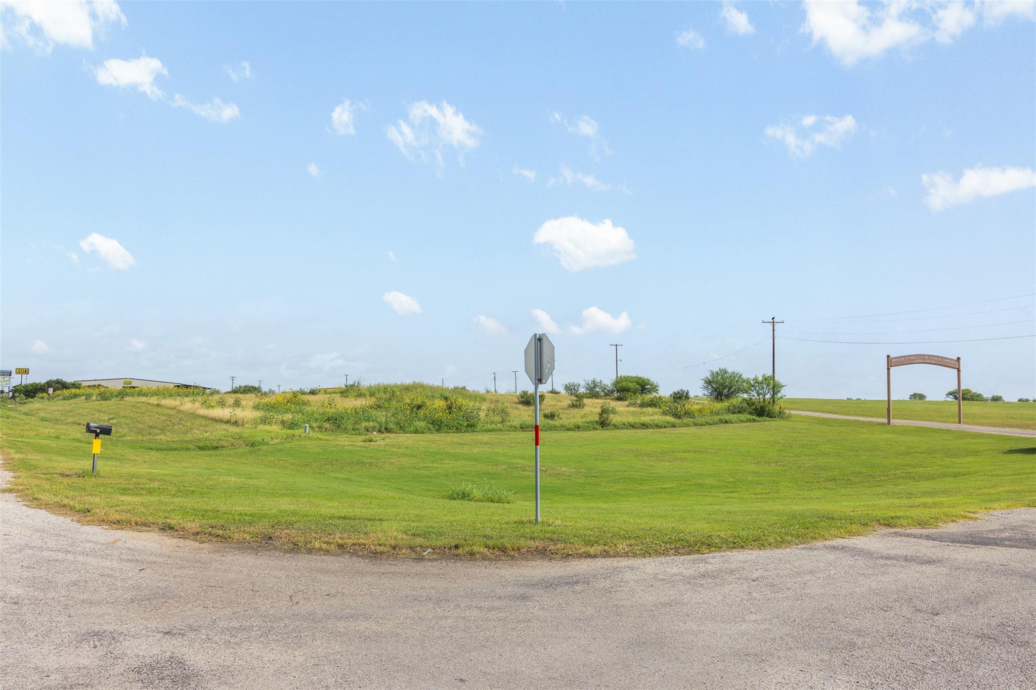 TBD N Hwy 183