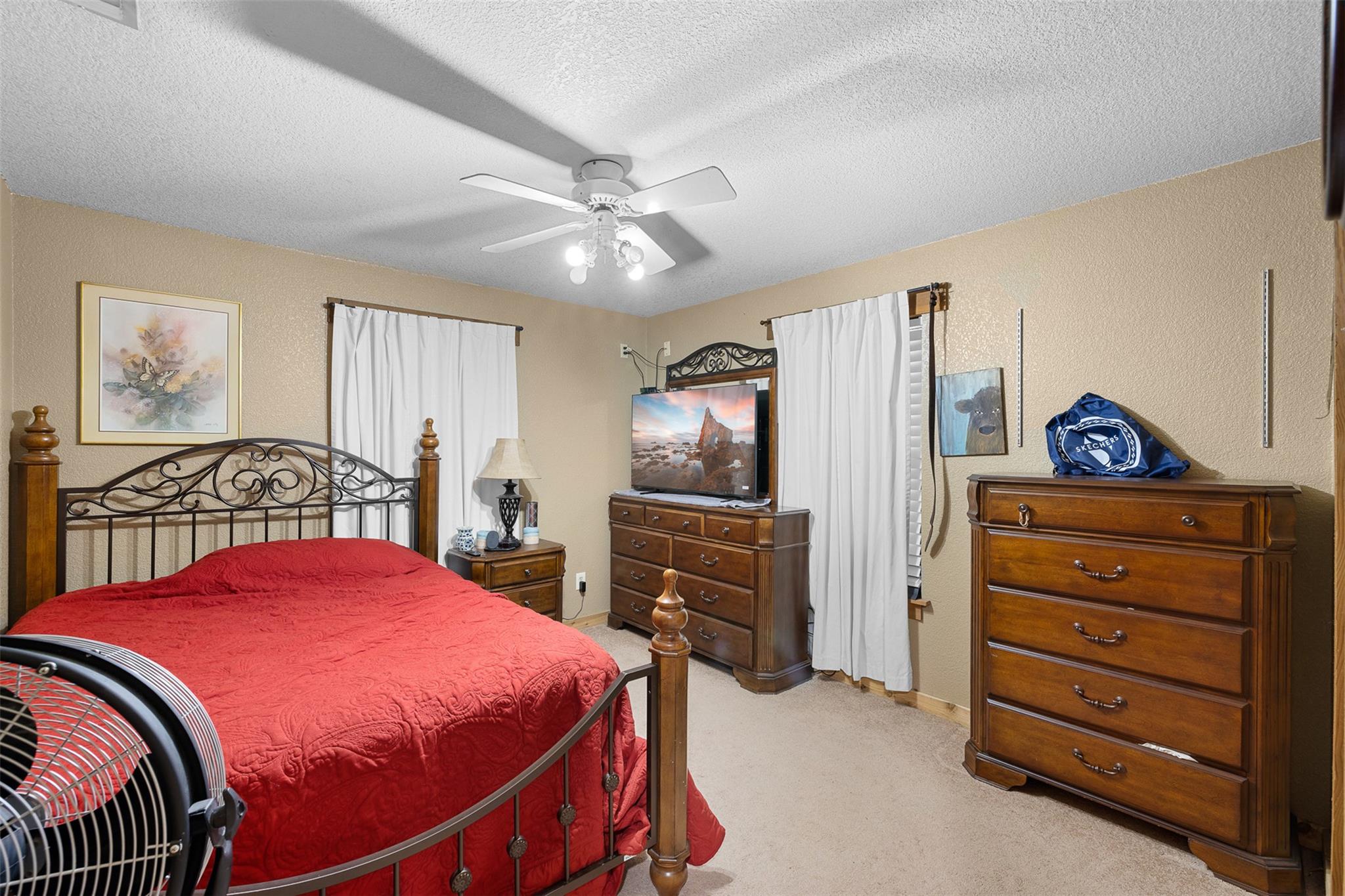 7393 N State Highway 80