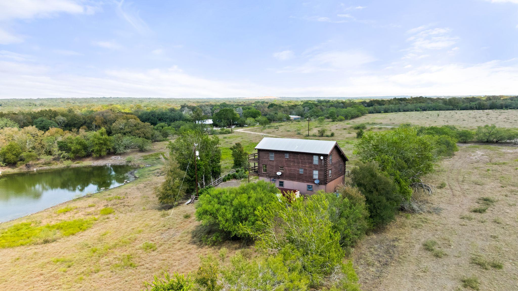 1272 Old Lytton Springs RD