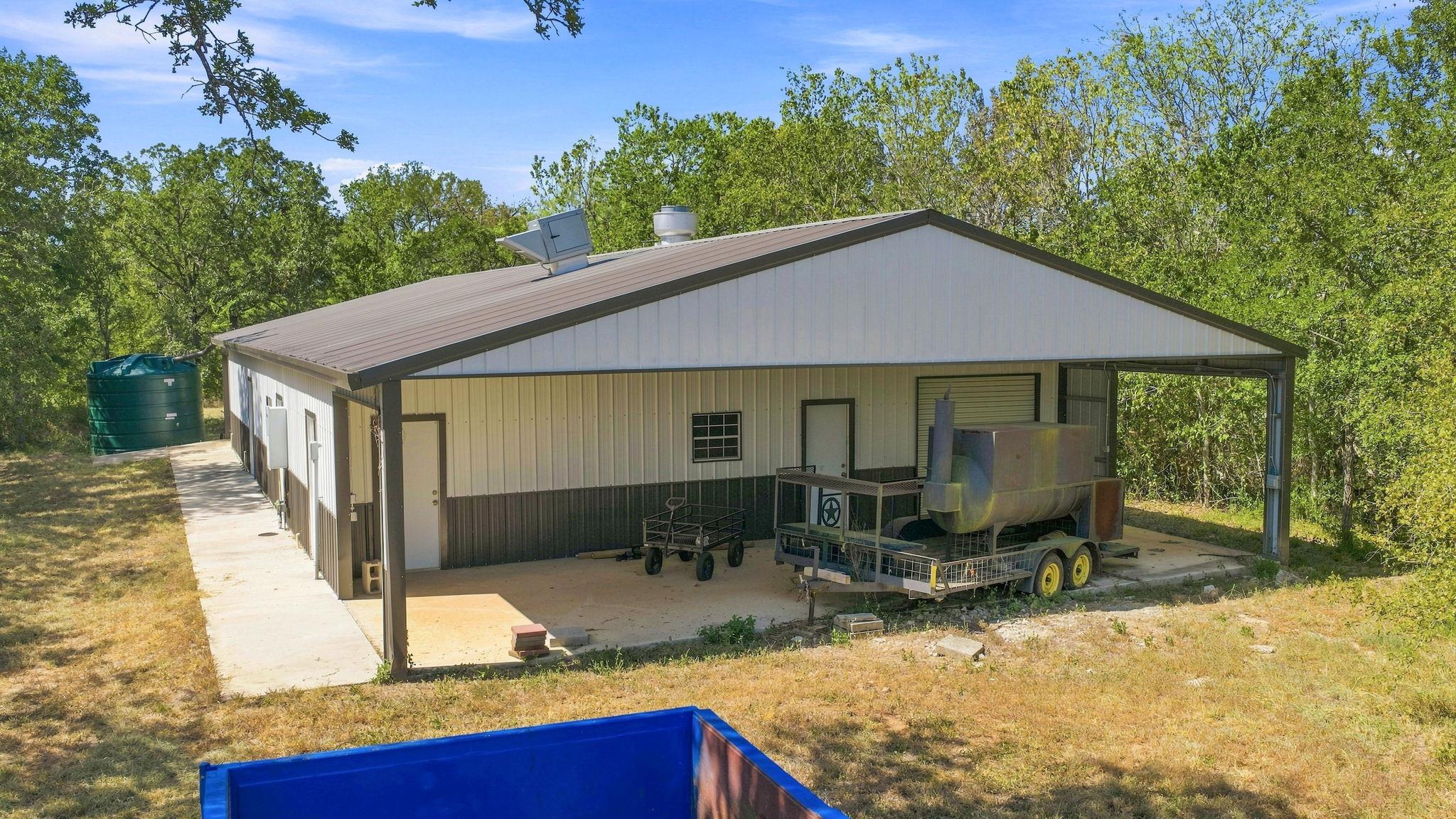 615 Green Acre DR