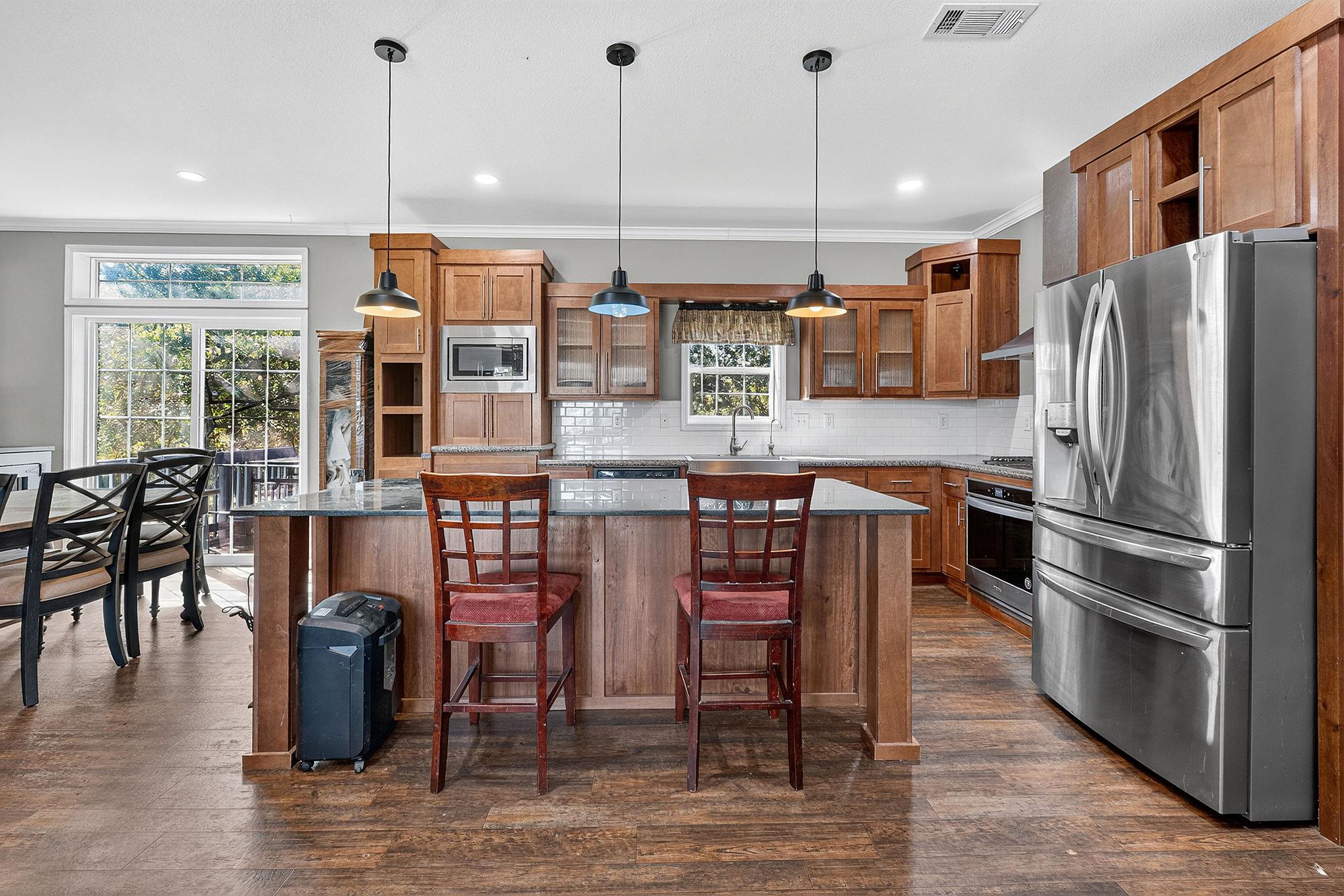 615 Green Acre DR