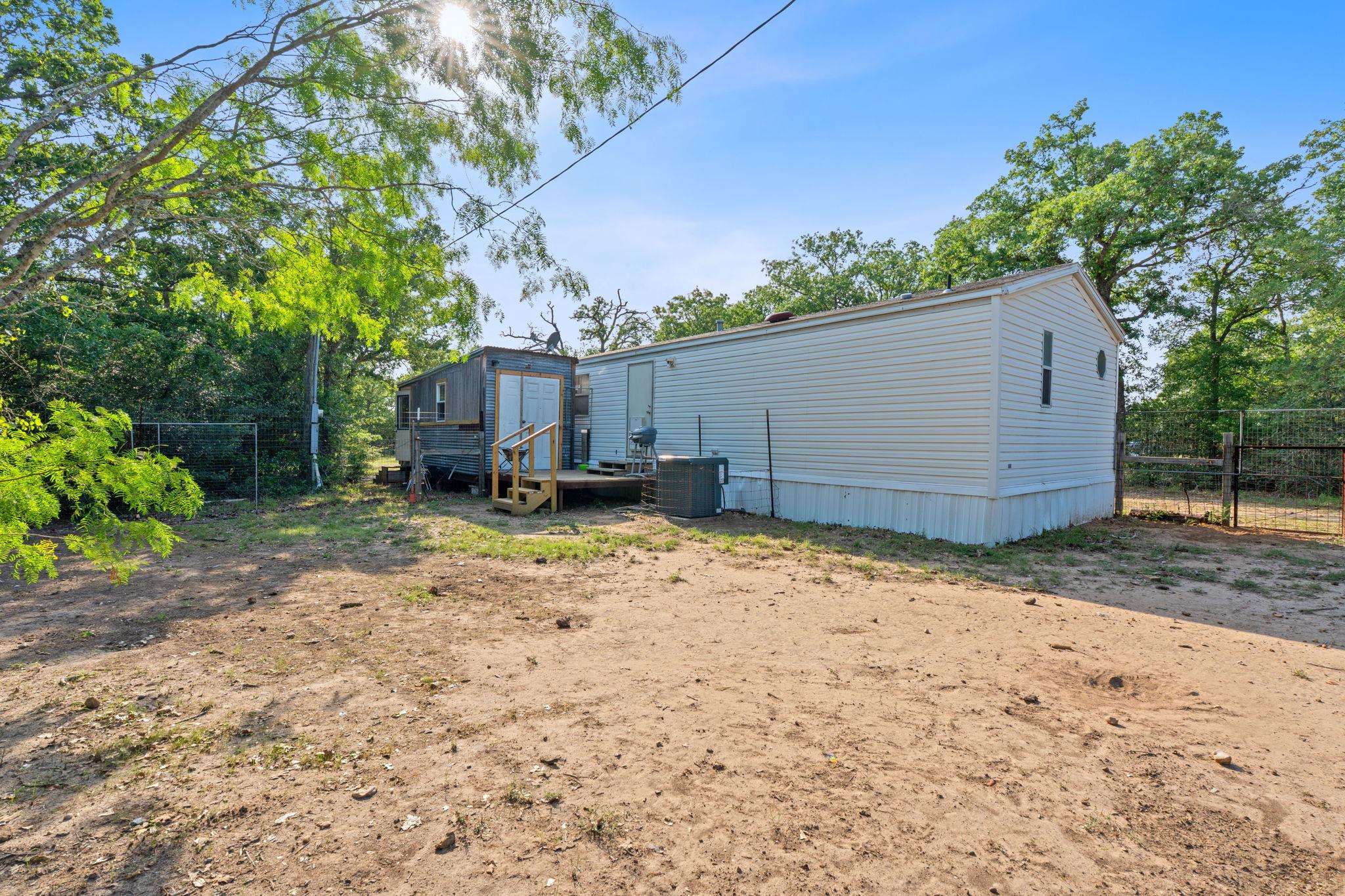 465 Catfish LN