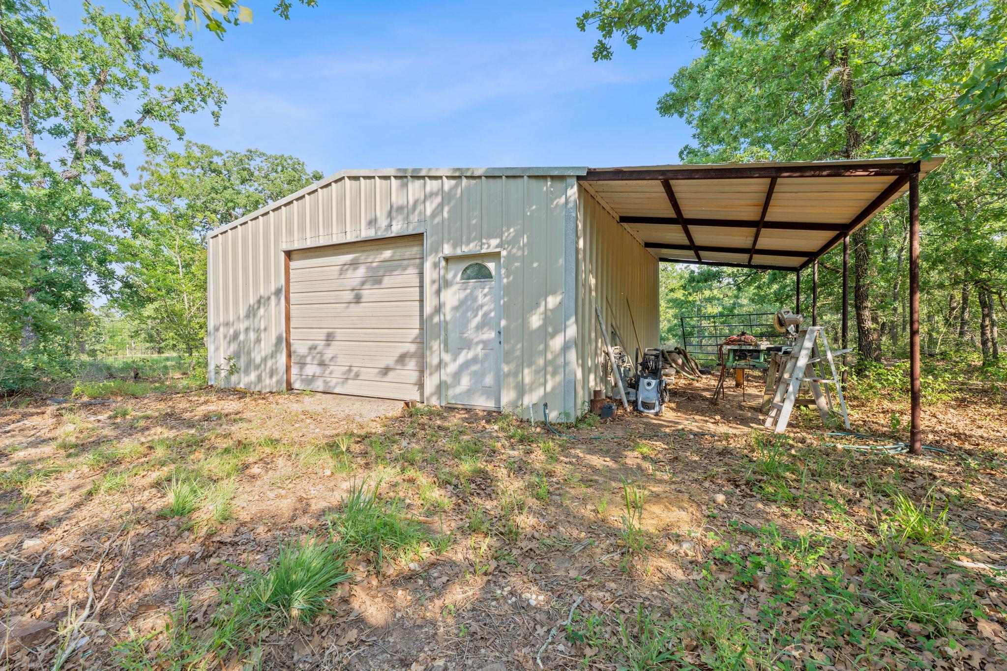 465 Catfish LN