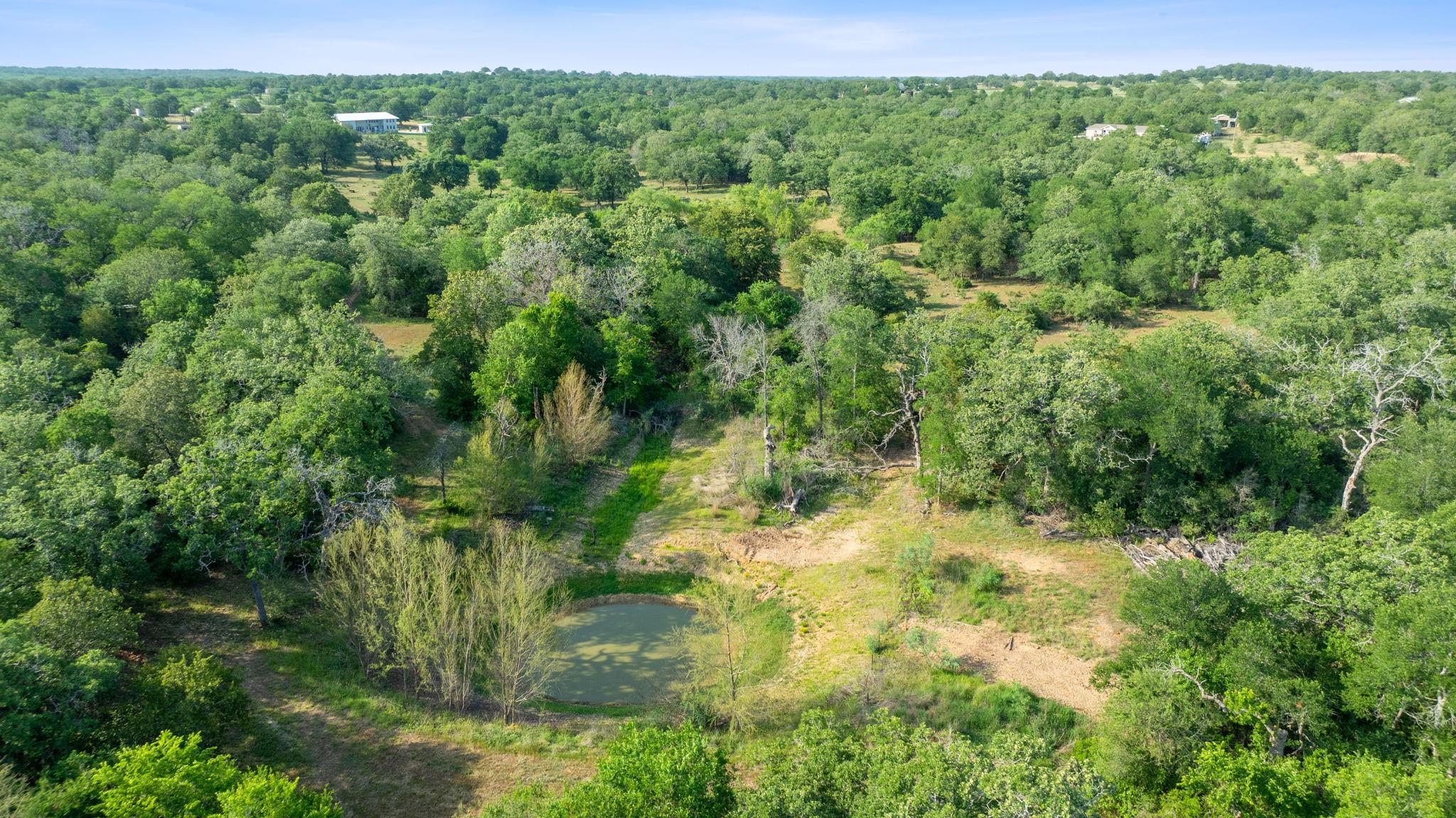 465 Catfish LN