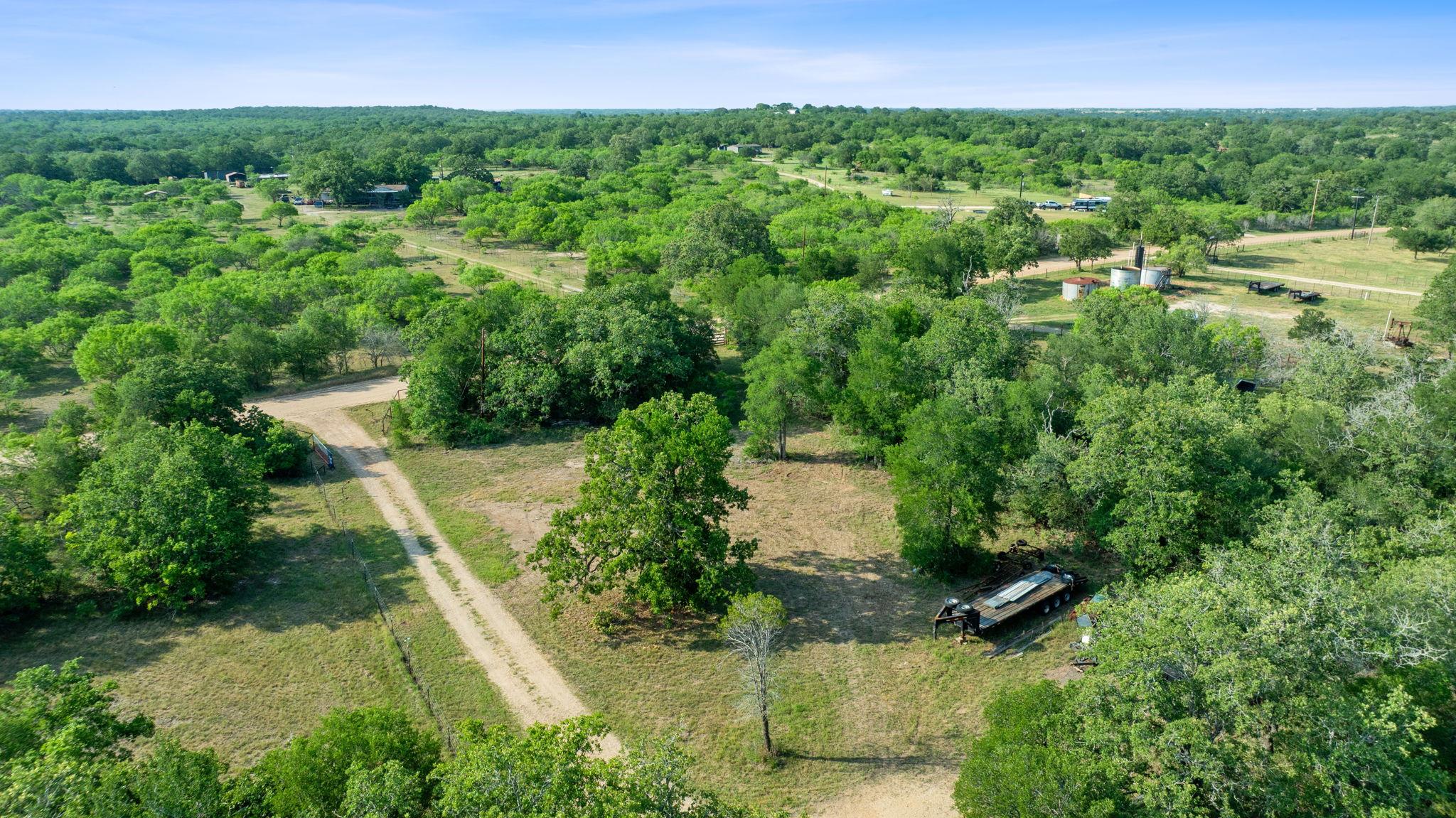 465 Catfish LN