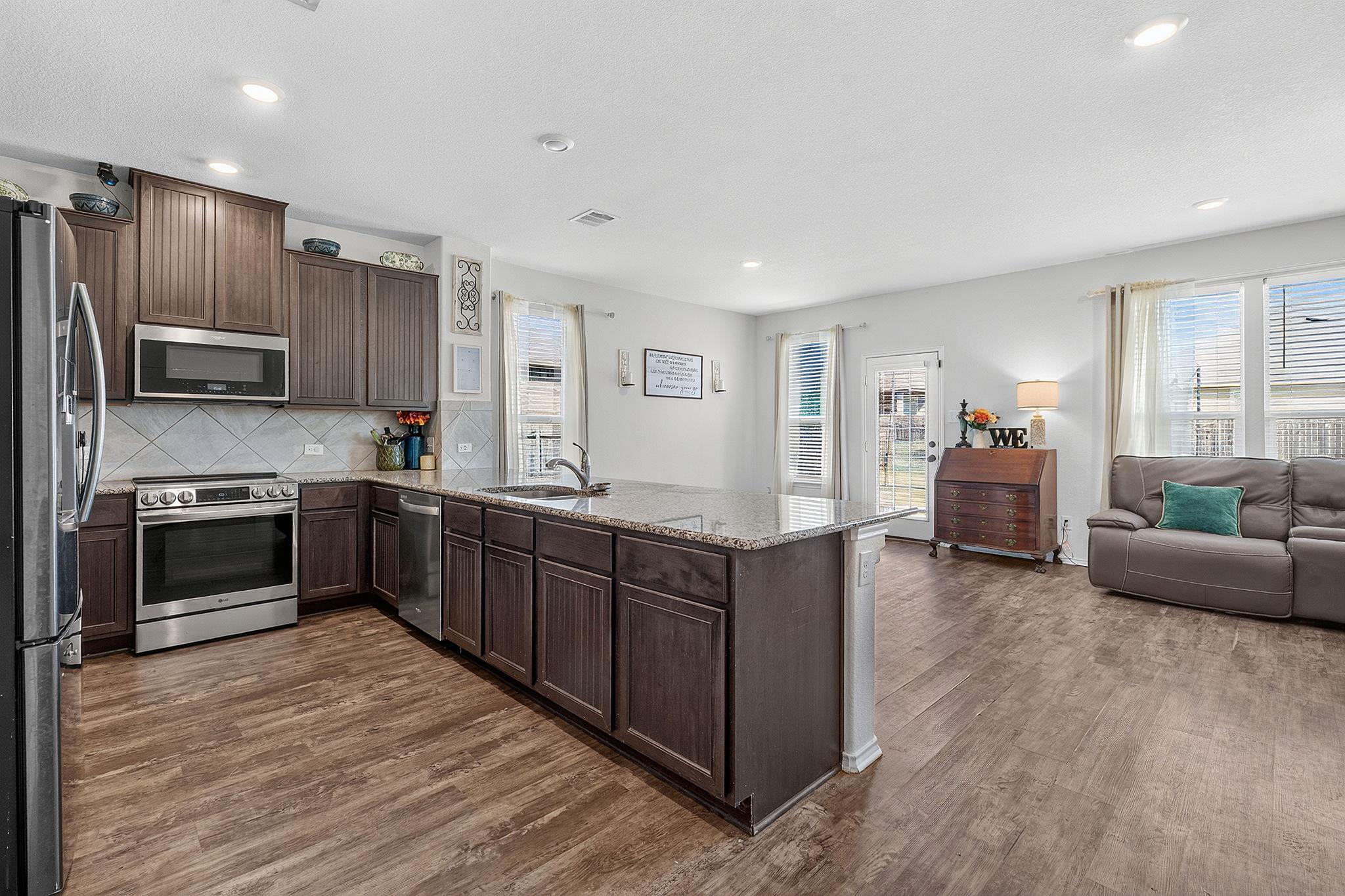 1703 Henbit LN