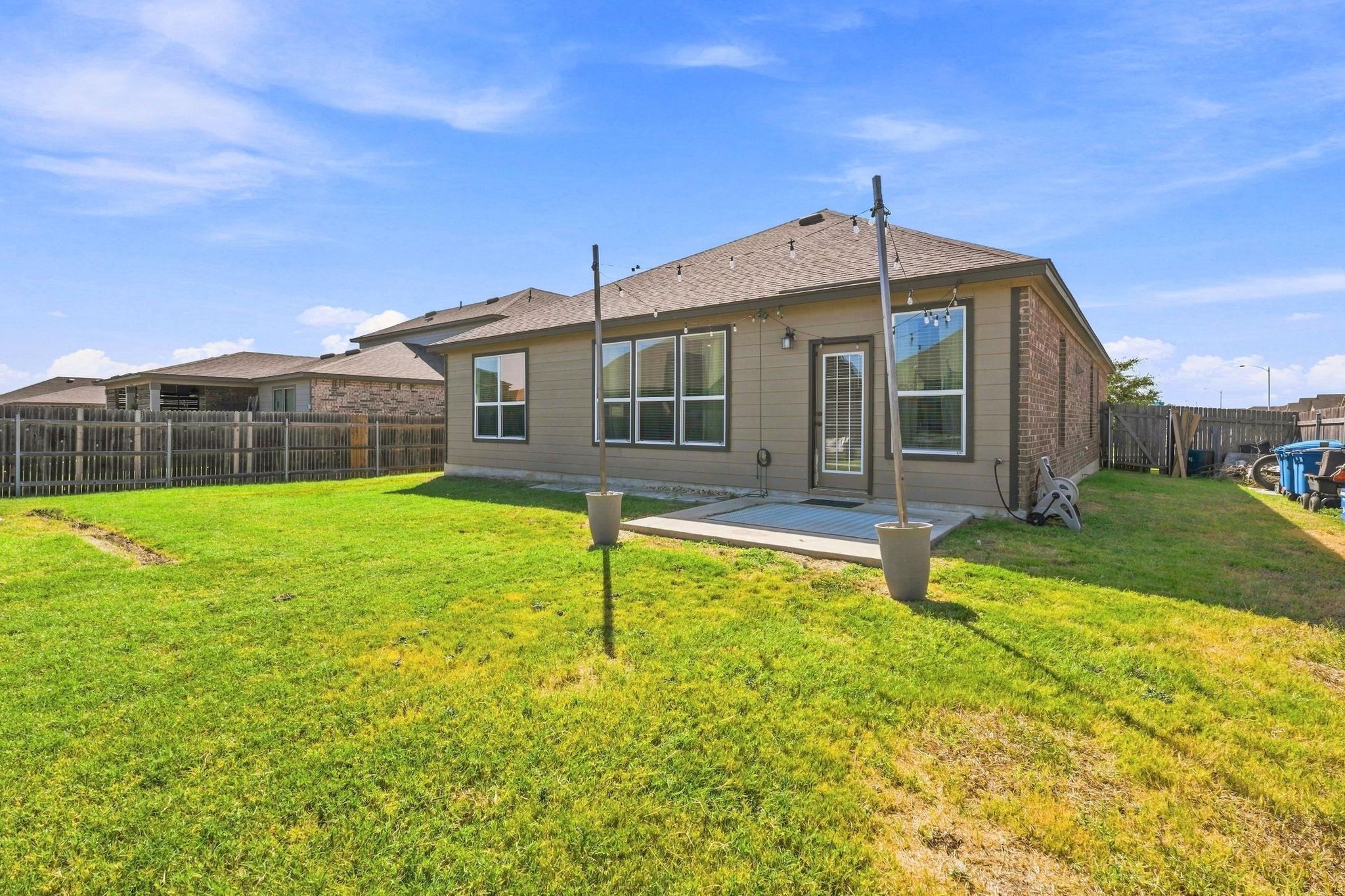 1703 Henbit LN