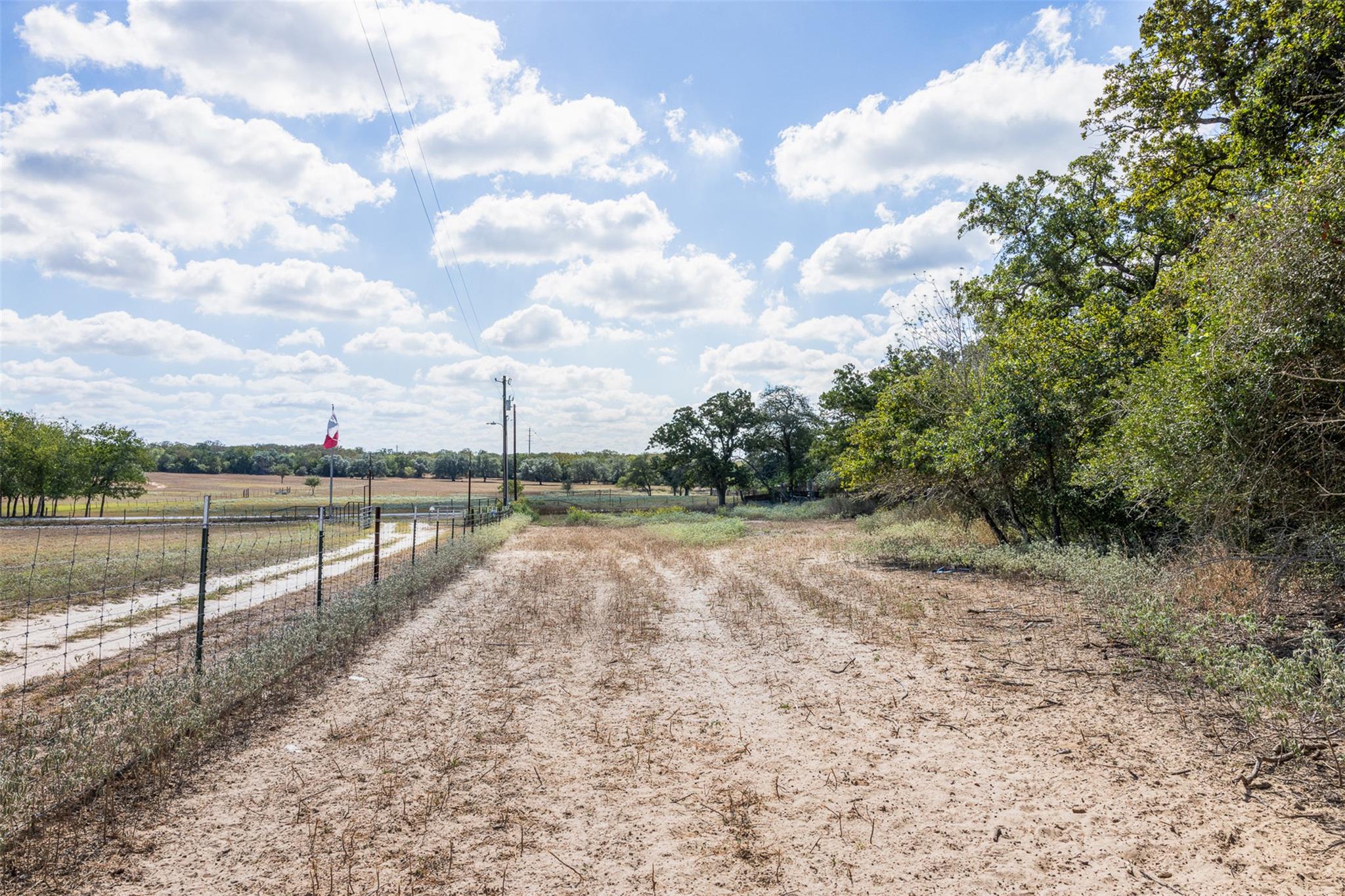 2135 Mule Creek. RD