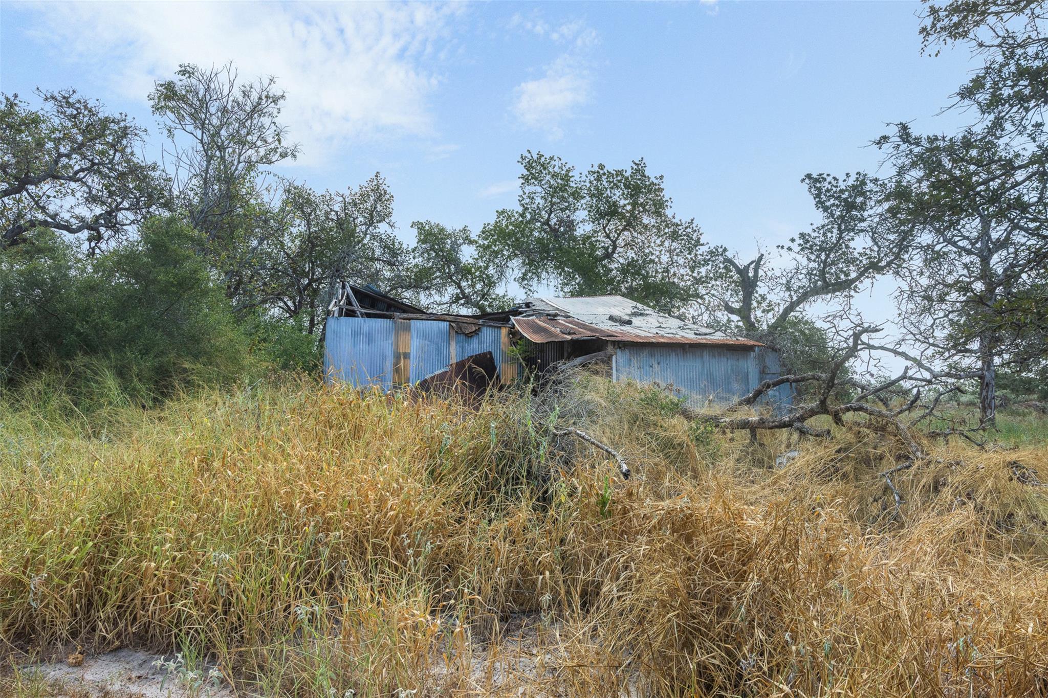 3301 Chuckwagon RD