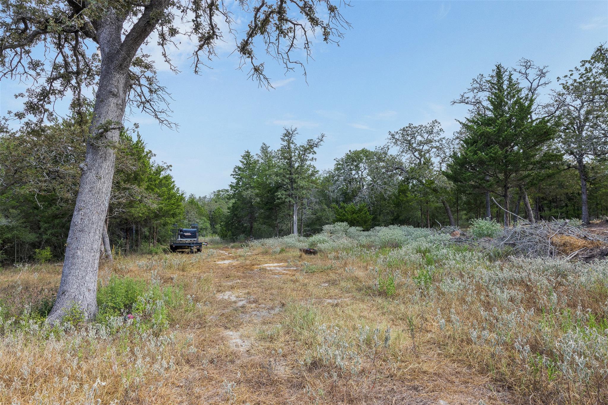 3301 Chuckwagon RD