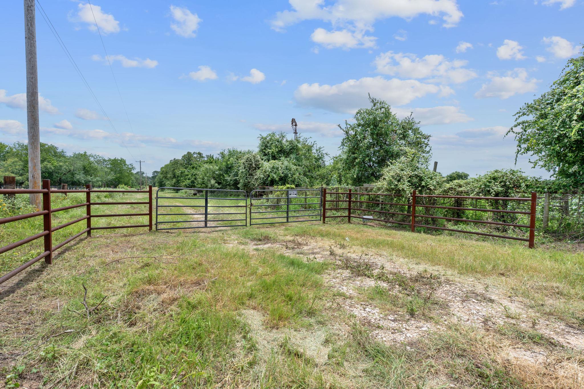 3597 Baker RD