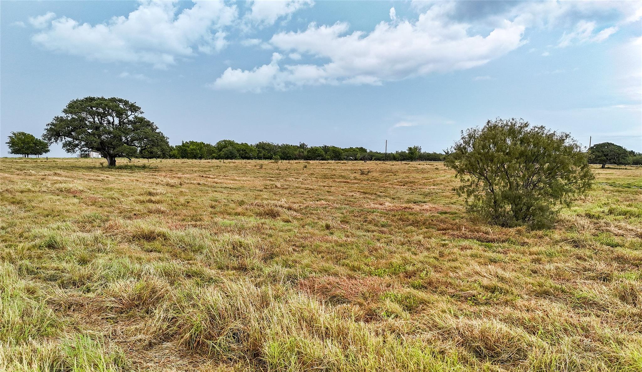 2085 E Highway 237