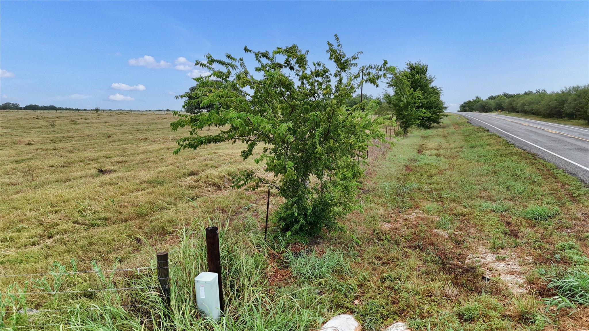 2085 E Highway 237