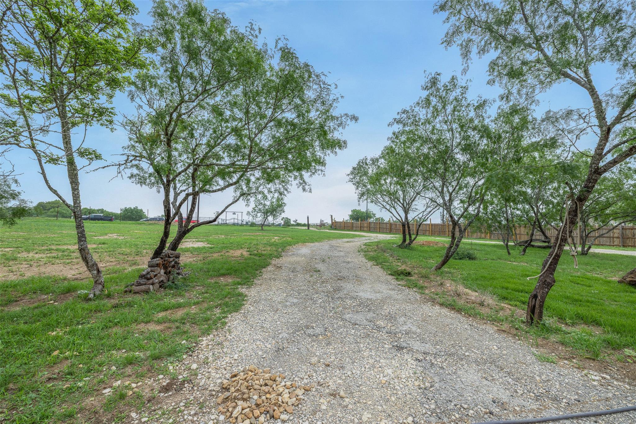 6497 Taylorsville RD