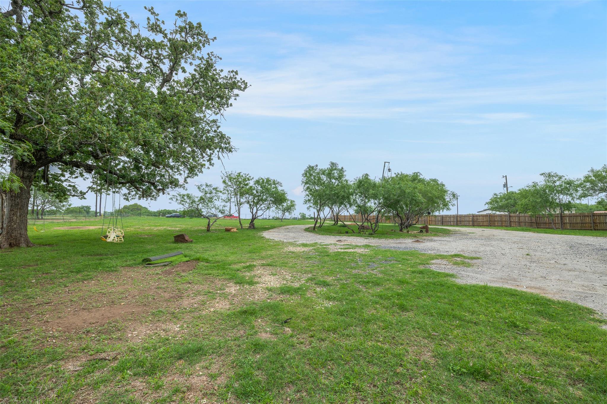 6497 Taylorsville RD