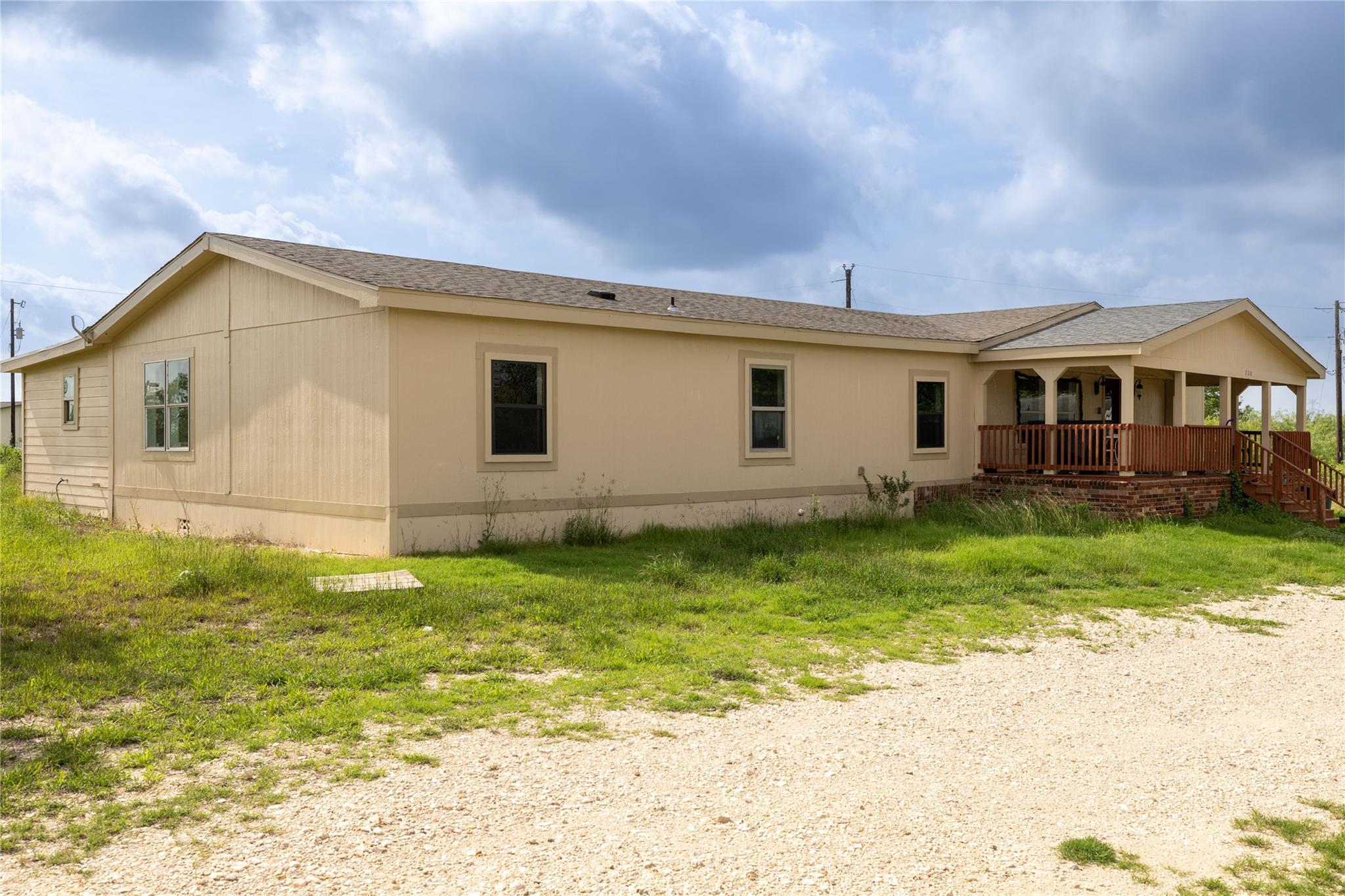 230 Sunkist DR