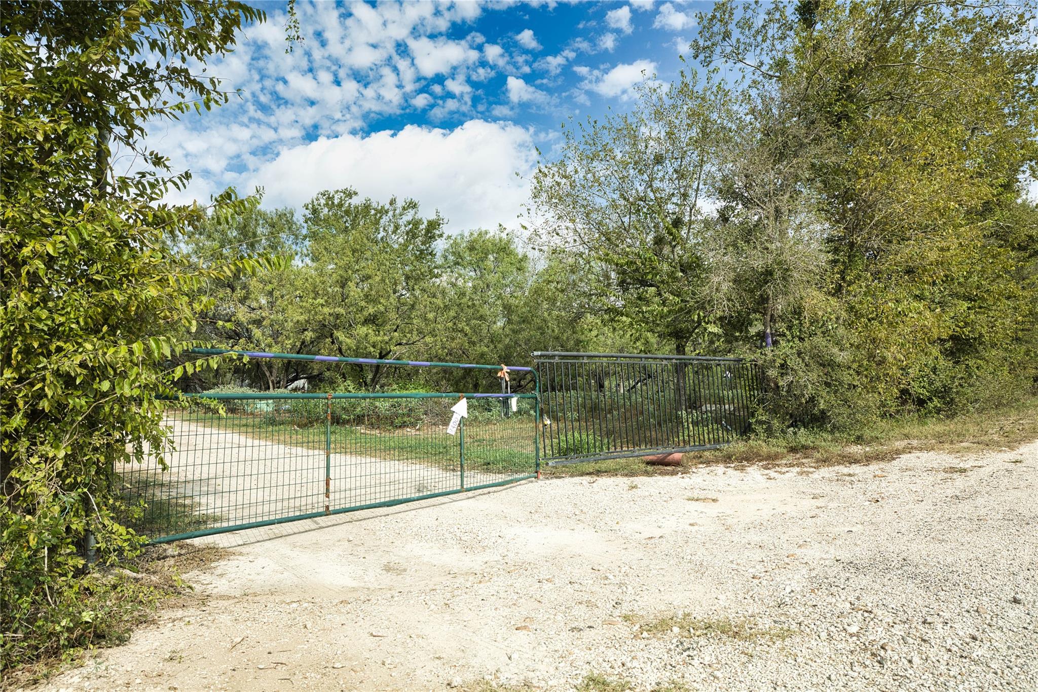 2900 Salt Flat RD