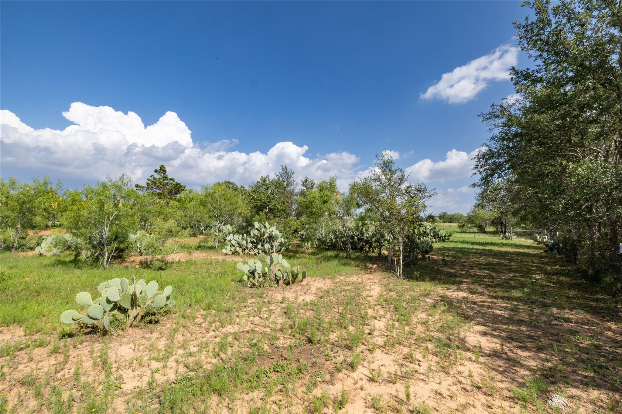 410 Green Acre DR