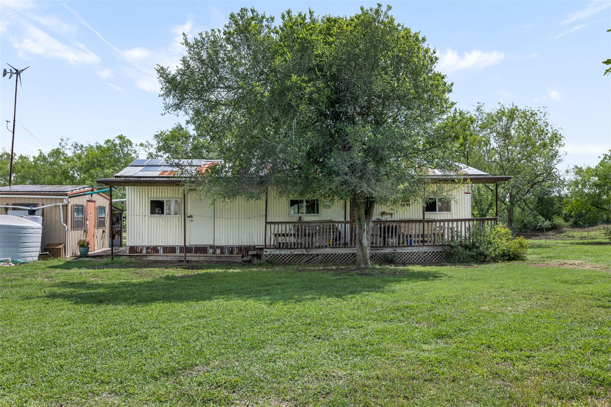 1190 Dickerson RD