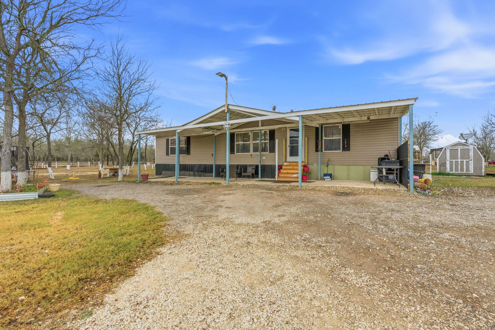 1278 Fm 812 RD