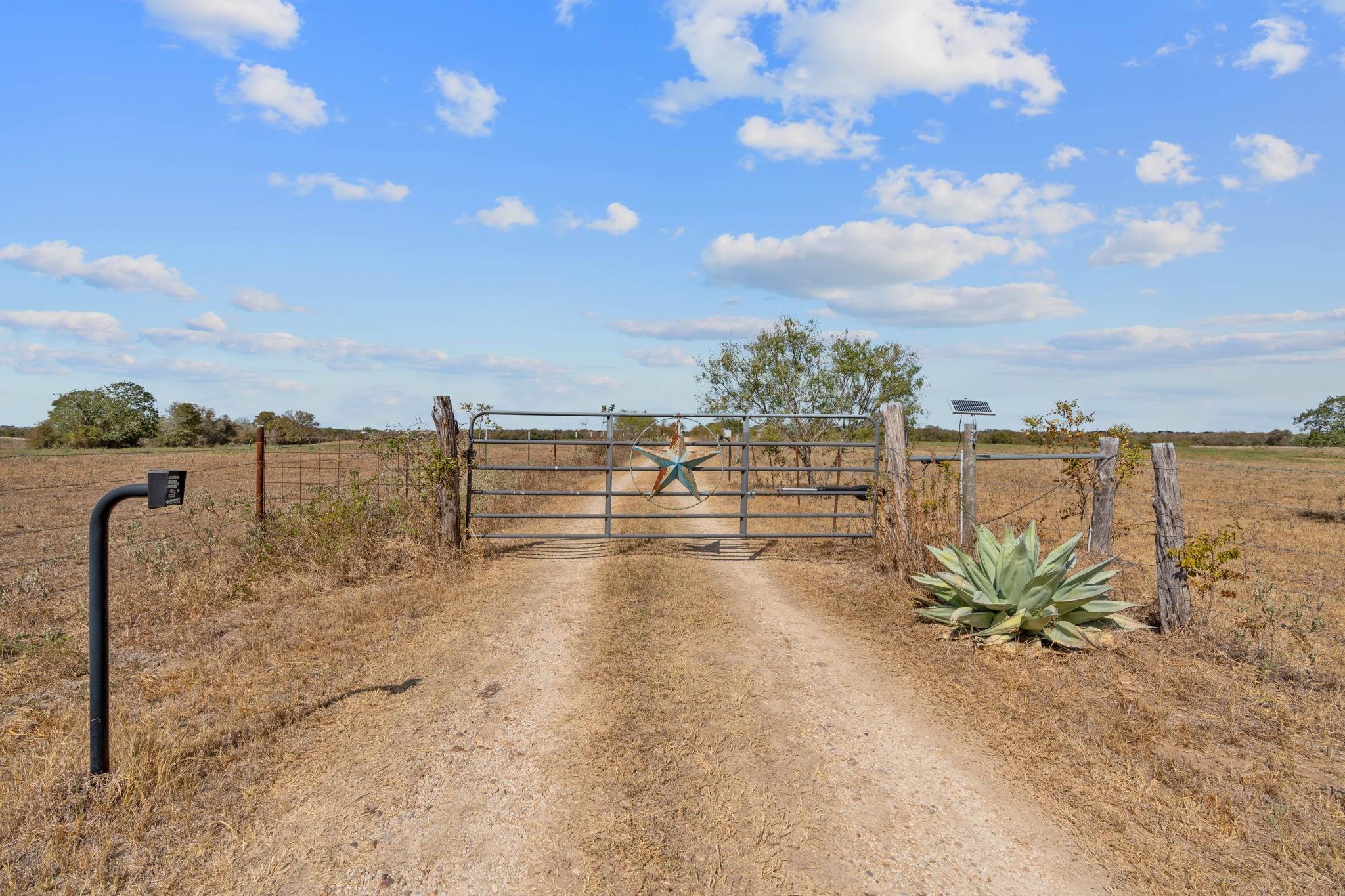 154 Caracara LN