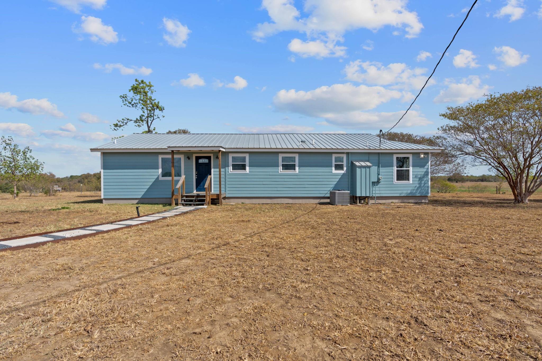 154 Caracara LN