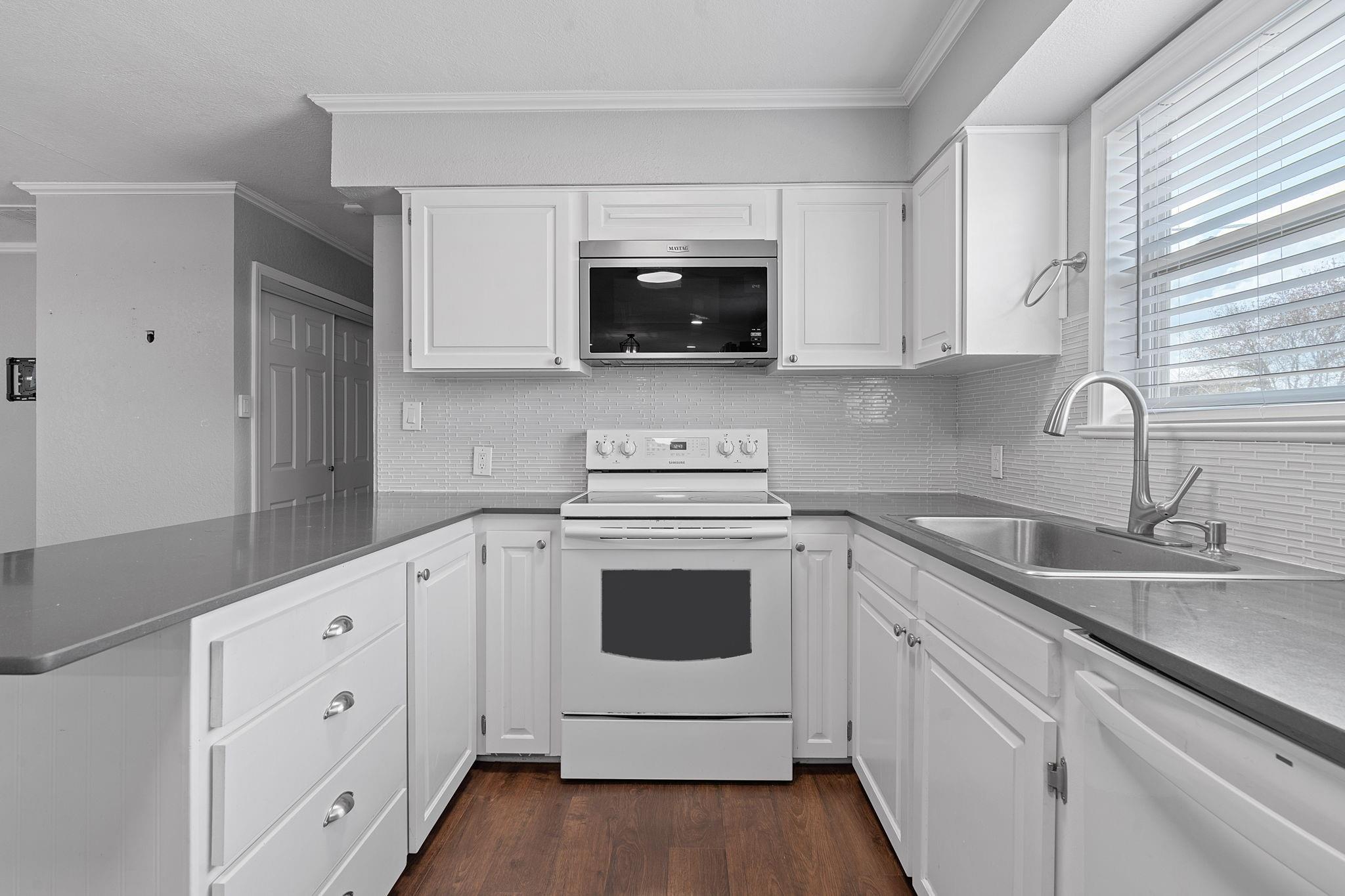 154 Caracara LN