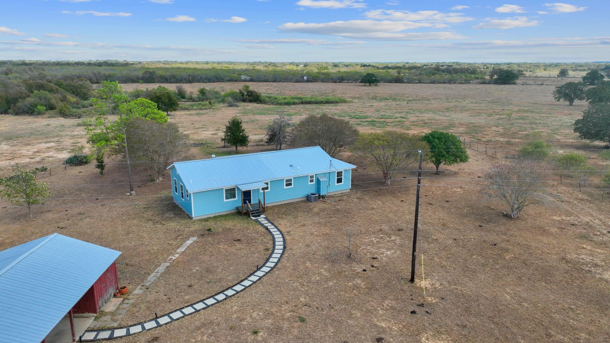 154 Caracara LN