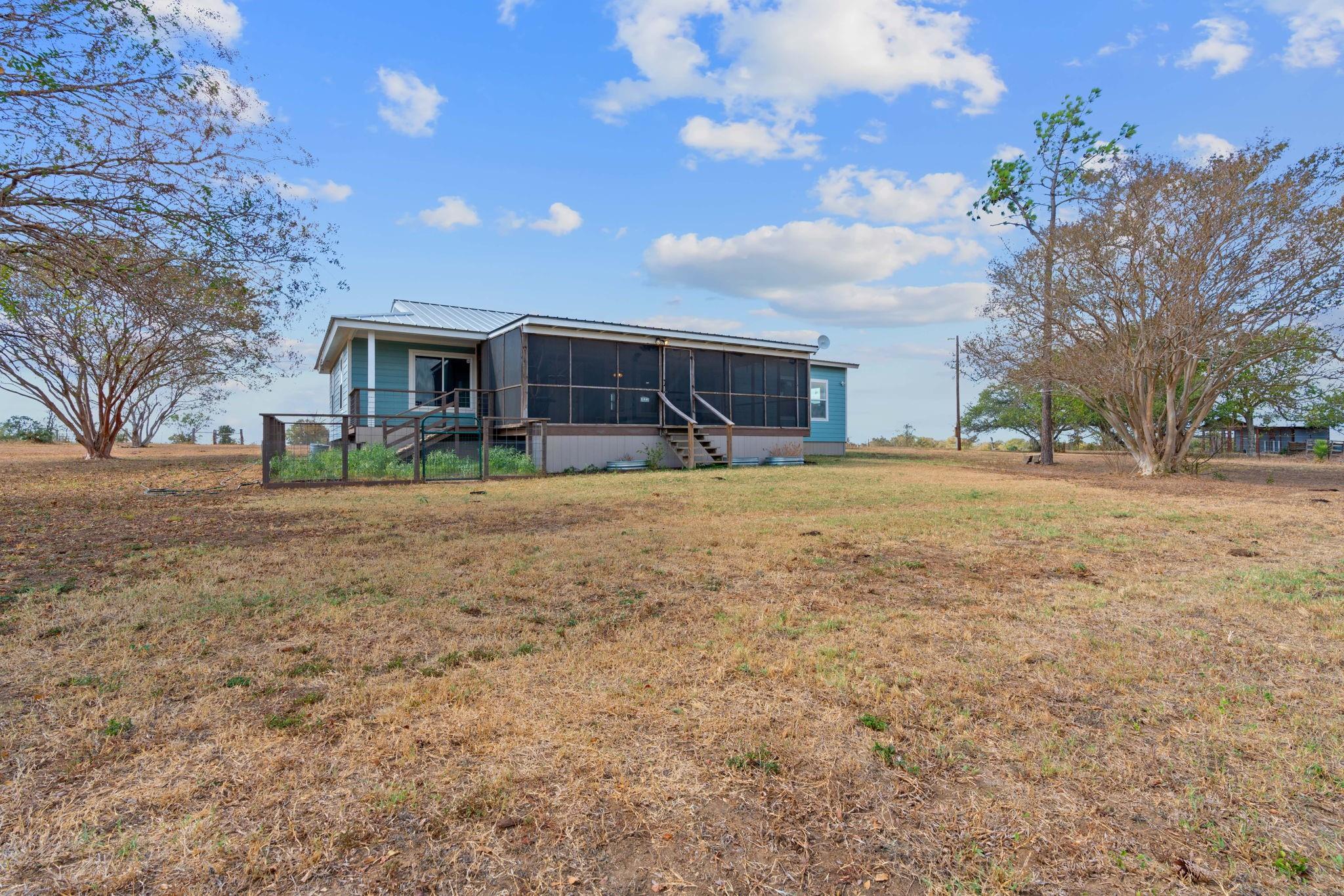 154 Caracara LN