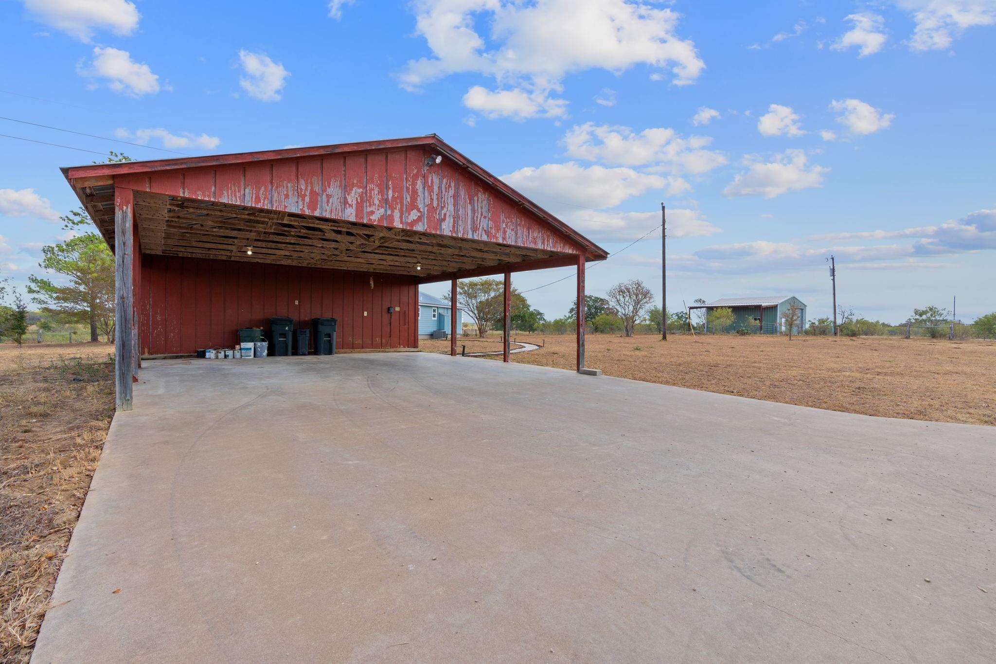 154 Caracara LN