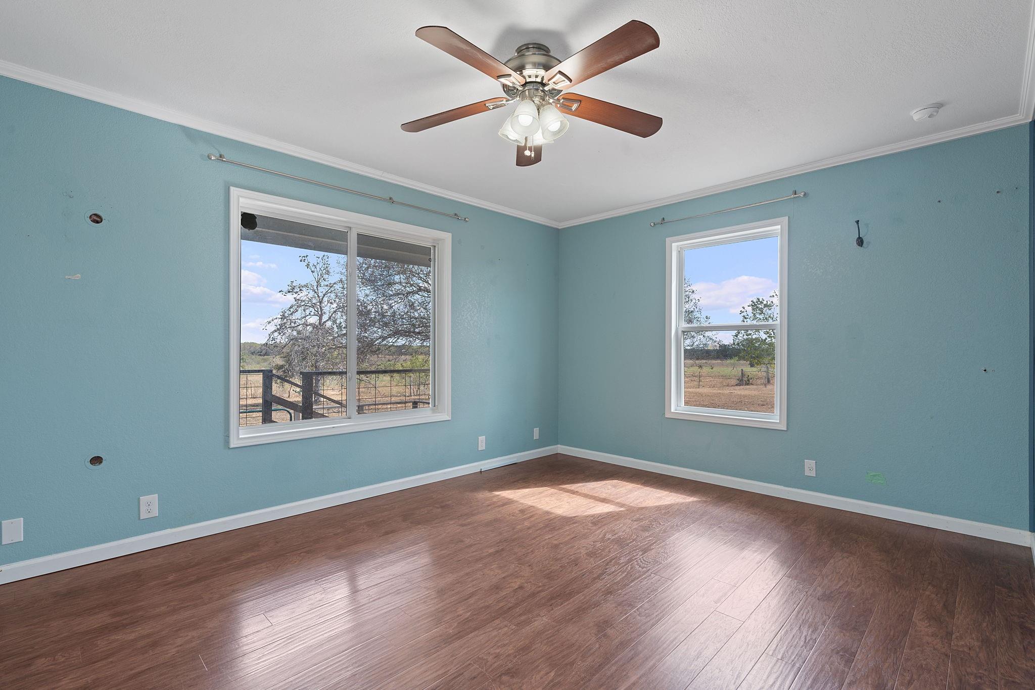 154 Caracara LN