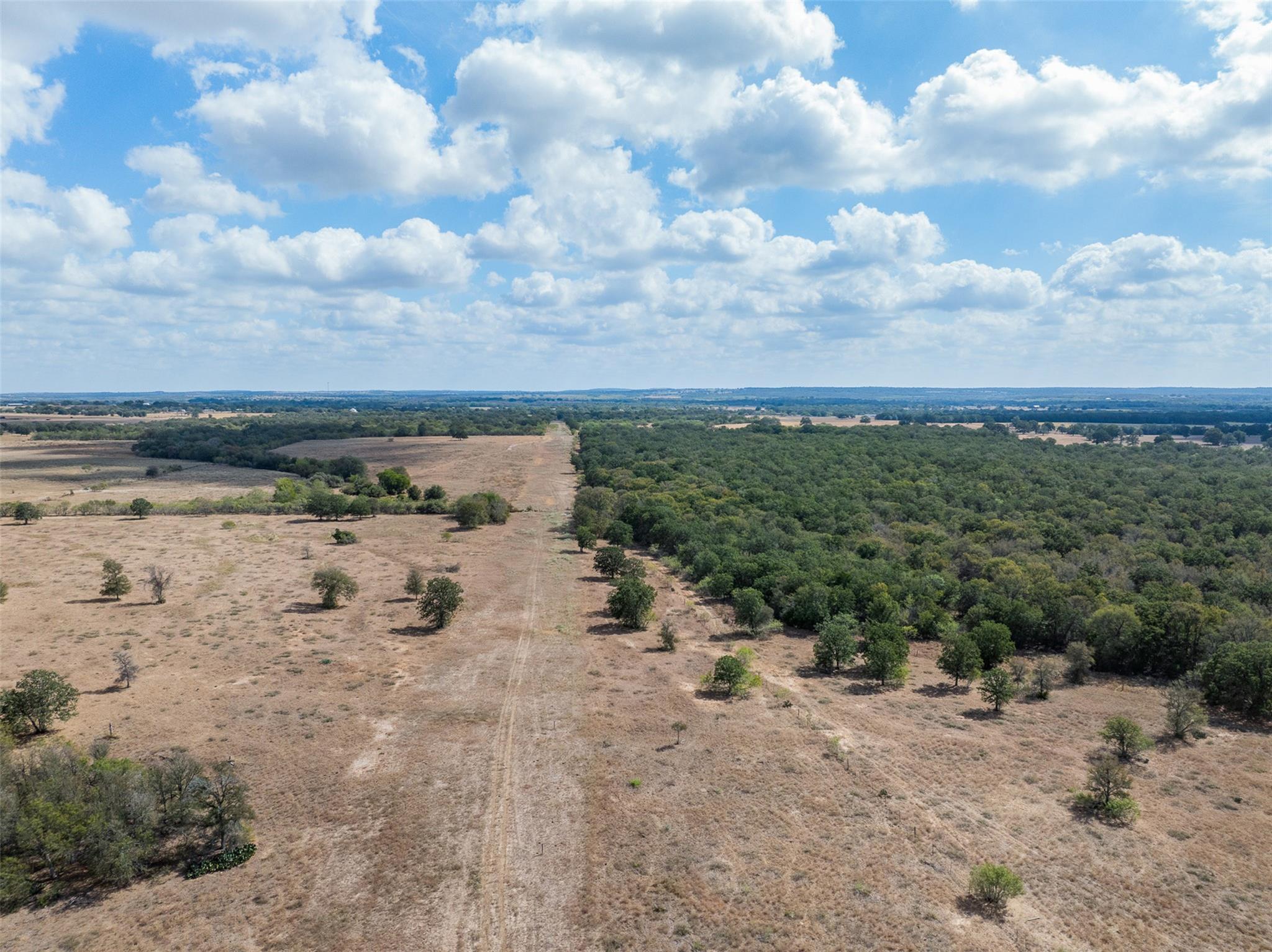 11915 FM 86, Lockhart