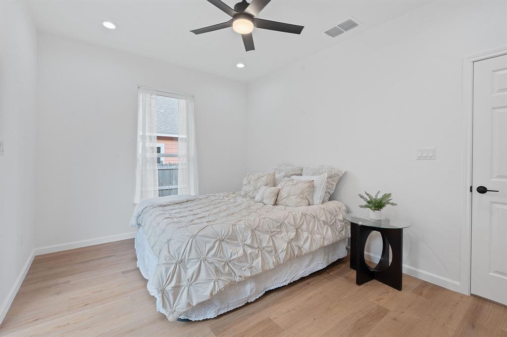 738 Chihuahua ST