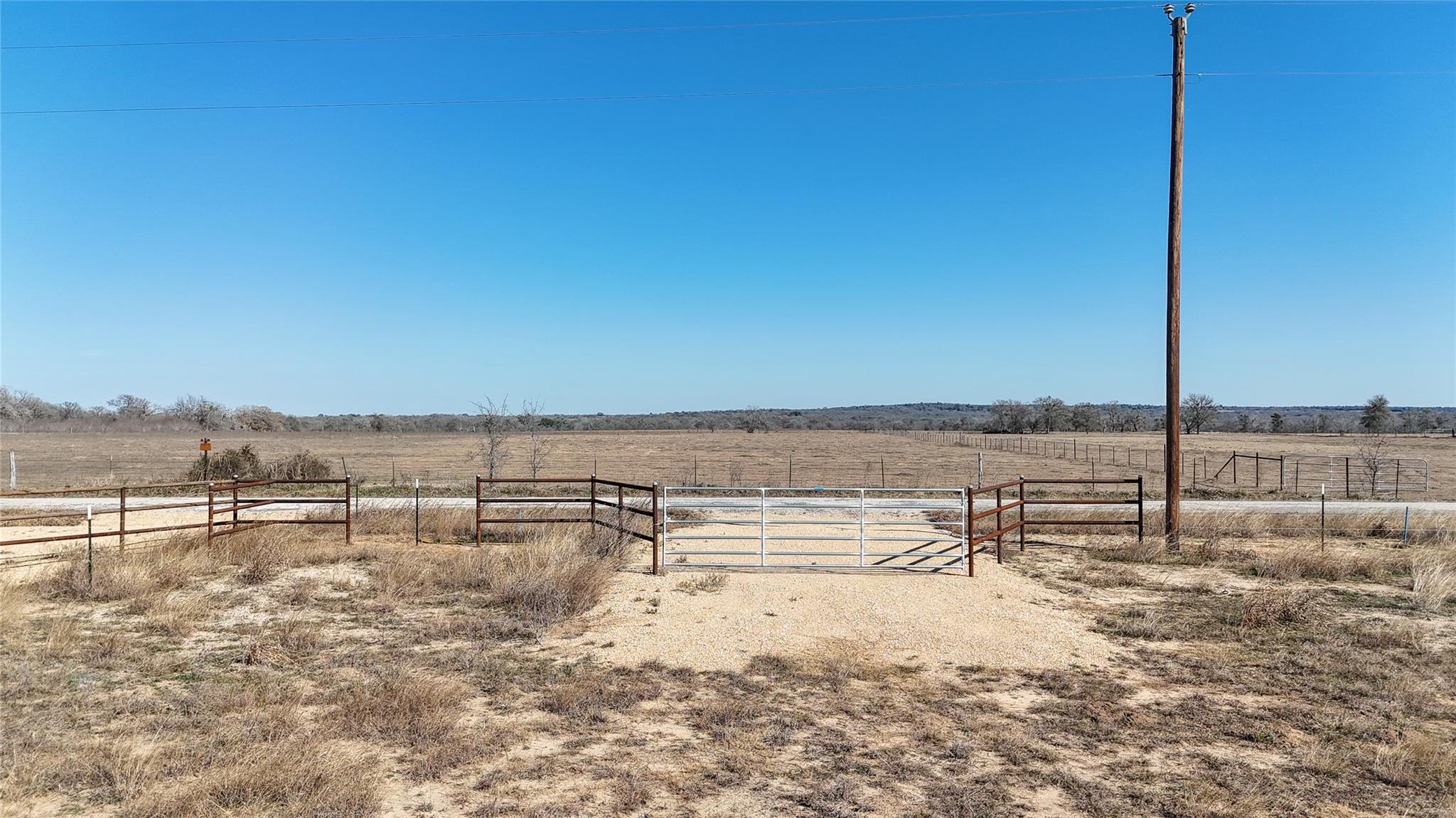 8200 Old Colony Line RD