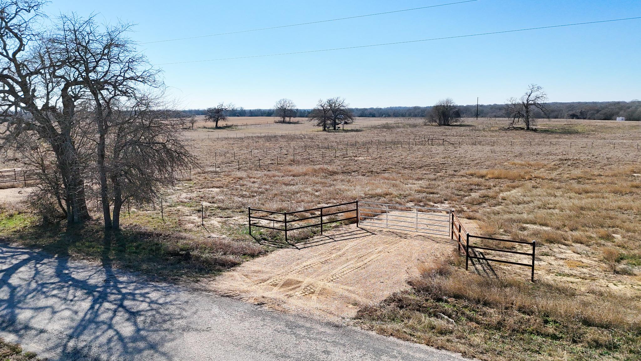 8200 Old Colony Line RD
