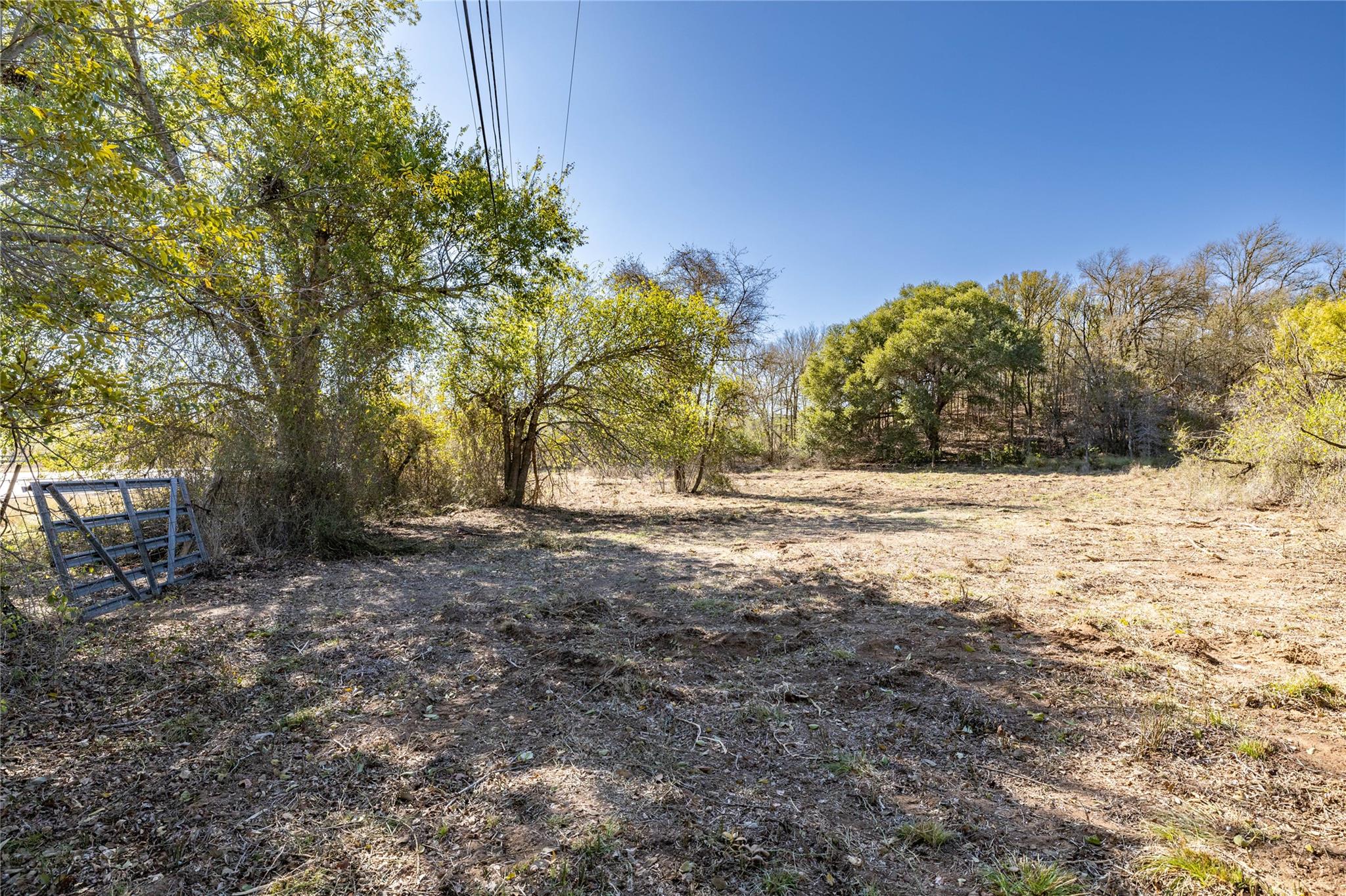 6635 S US HIGHWAY 183