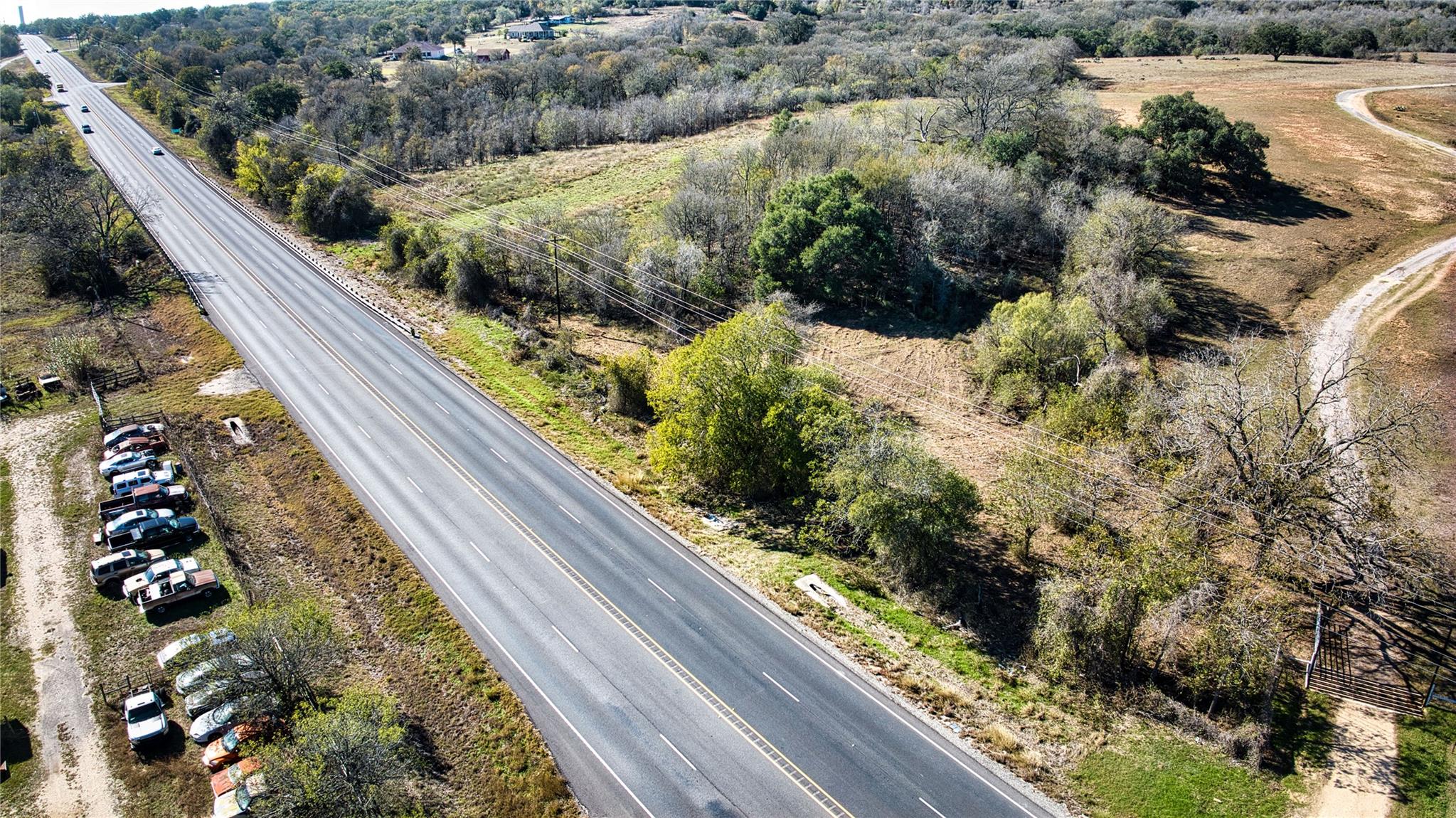 6635 S US HIGHWAY 183