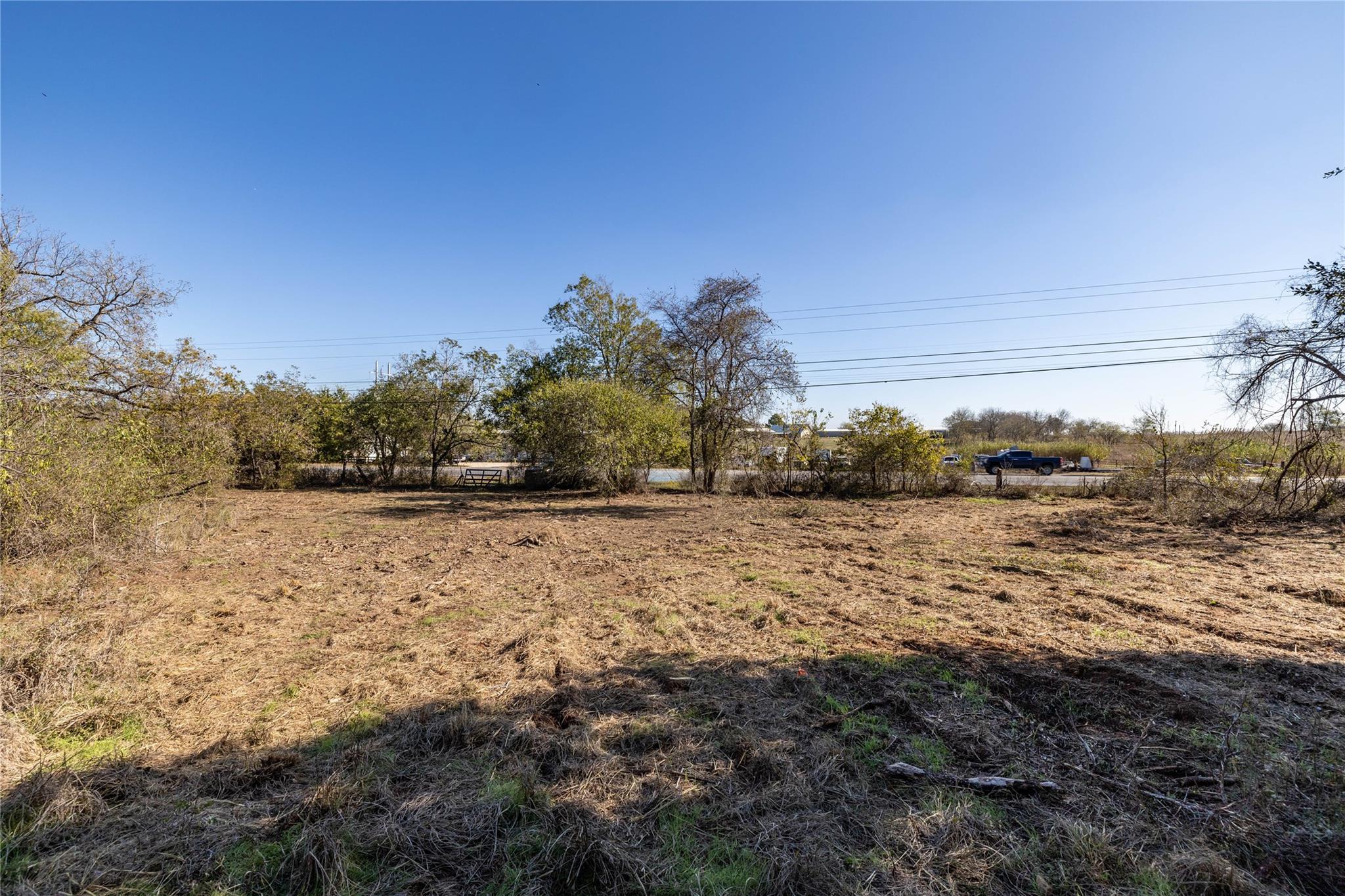 6635 S US HIGHWAY 183