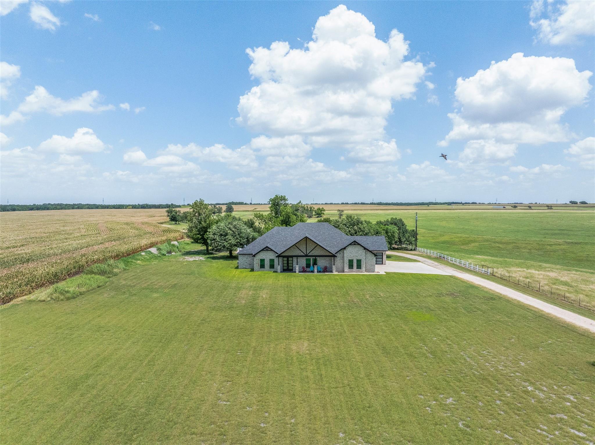 6021 N Fm 1915
